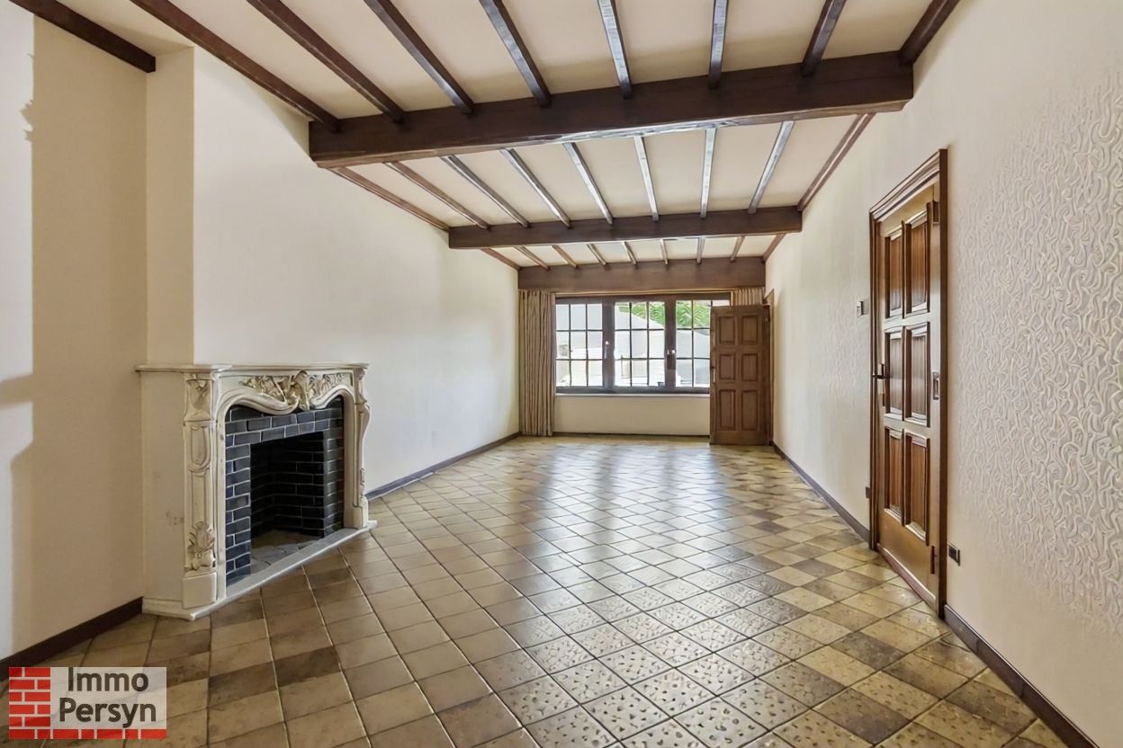 Zeer ruime, op te frissen woning - Geen renovatieplicht foto 2