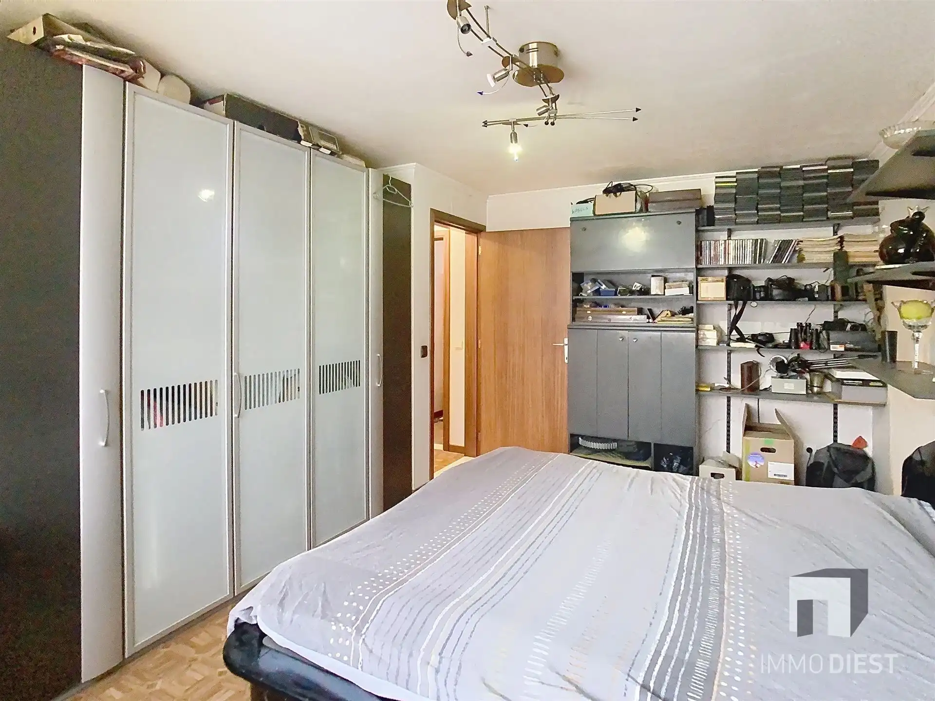 Stevige stadswoning met 4 slaapkamers in centrum Halen  foto 25