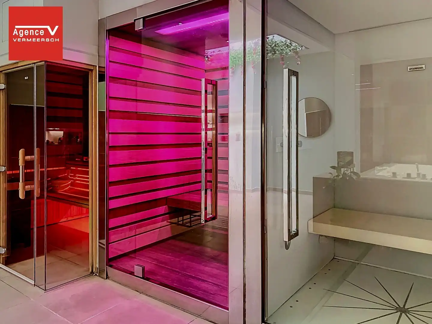 Uitstekend gelegen handelspand met authentieke gevel gelegen aan de florerende Groentemarkt.  foto 7