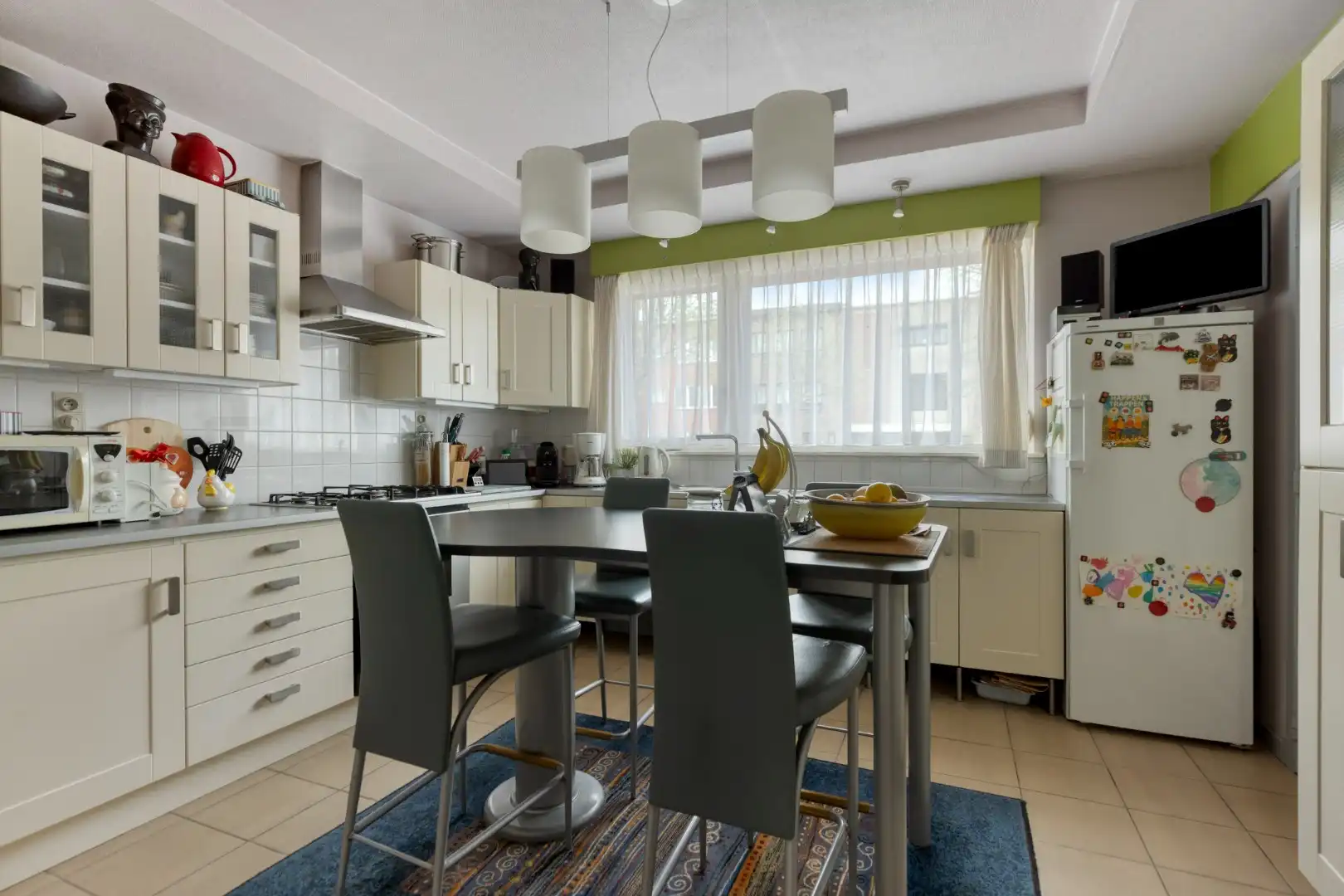 Riante gezinswoning met tuin en garage foto 6