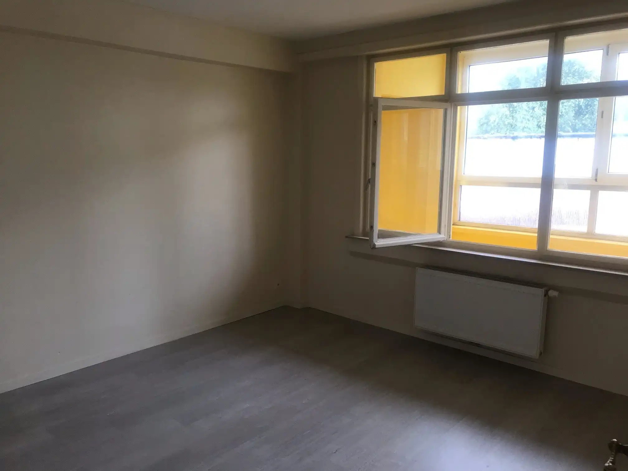 Een aangenaam appartement met 2 slaapkamers in Gent foto 6