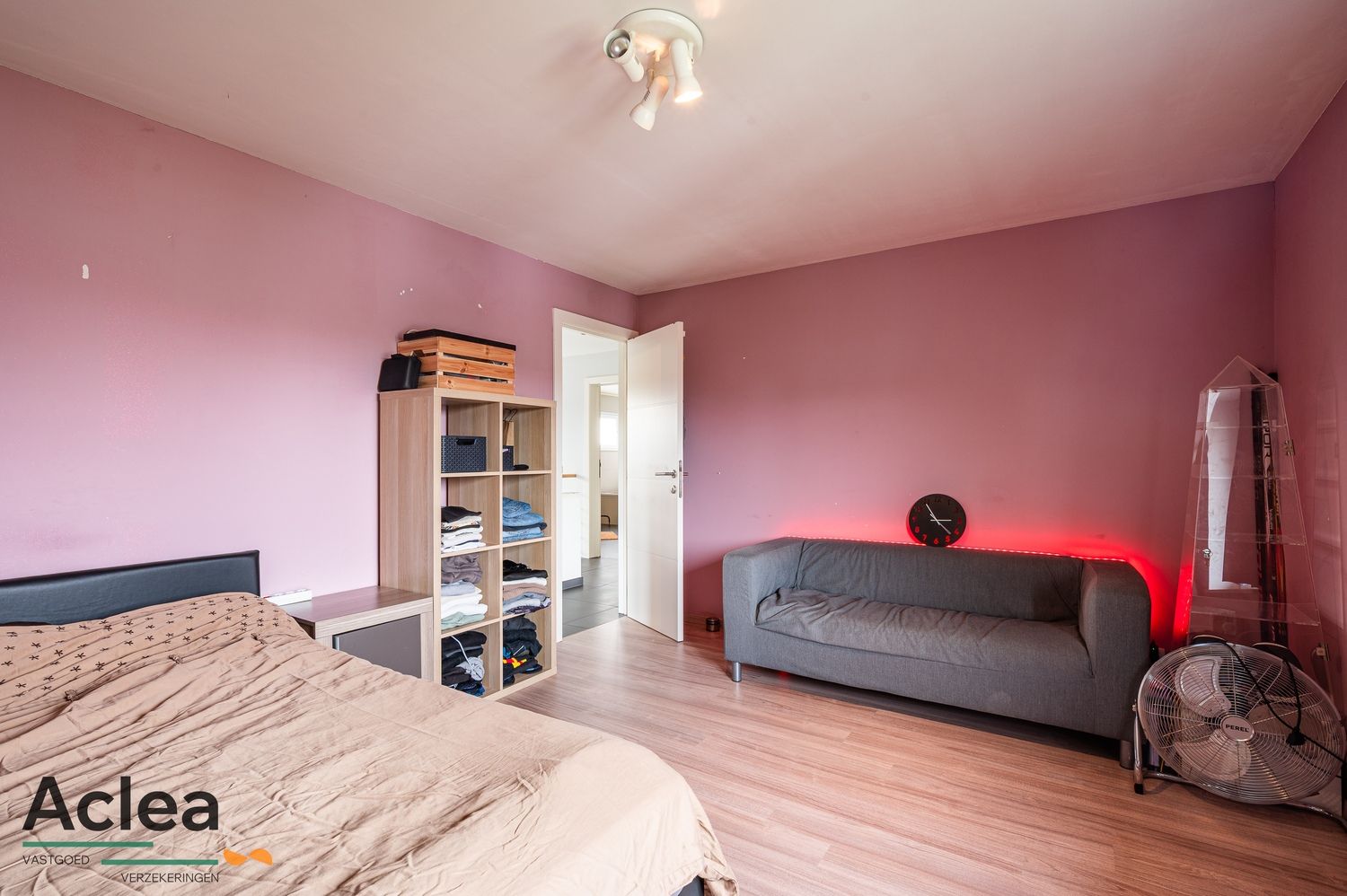 Moderne alleenstaande woning op een ruim perceel foto 22