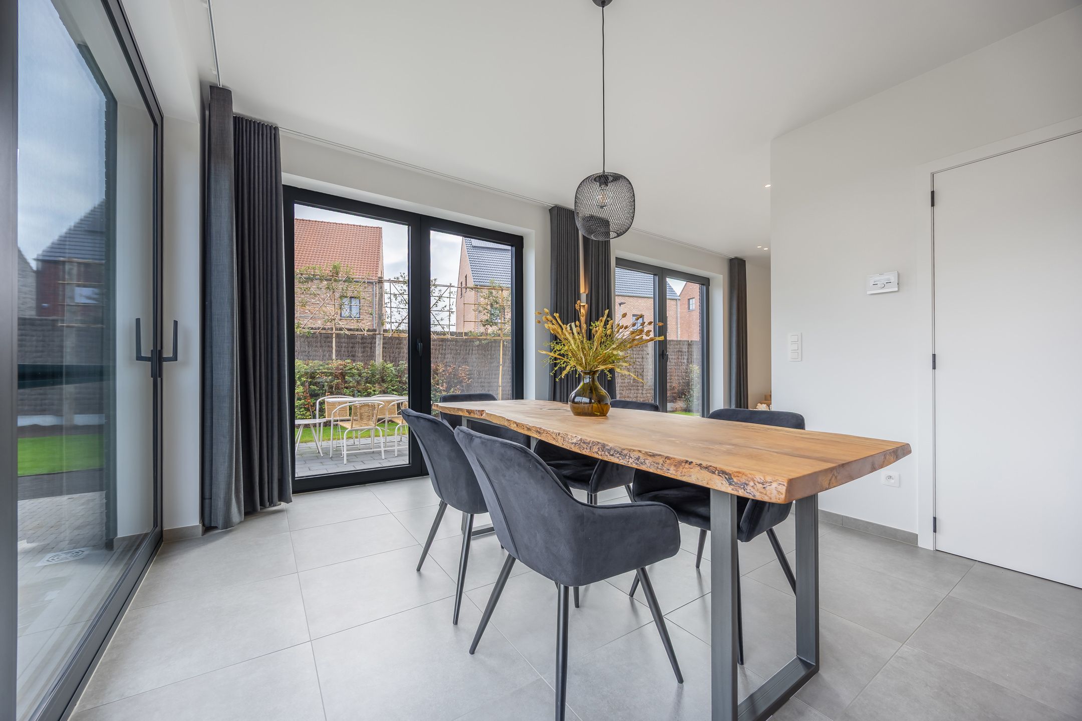 Moderne woning in rustige, doodlopende straat te Beerse foto 6