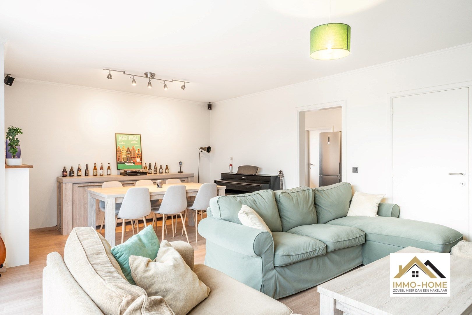 Instapklaar appartement op topligging te Deinze! foto 4