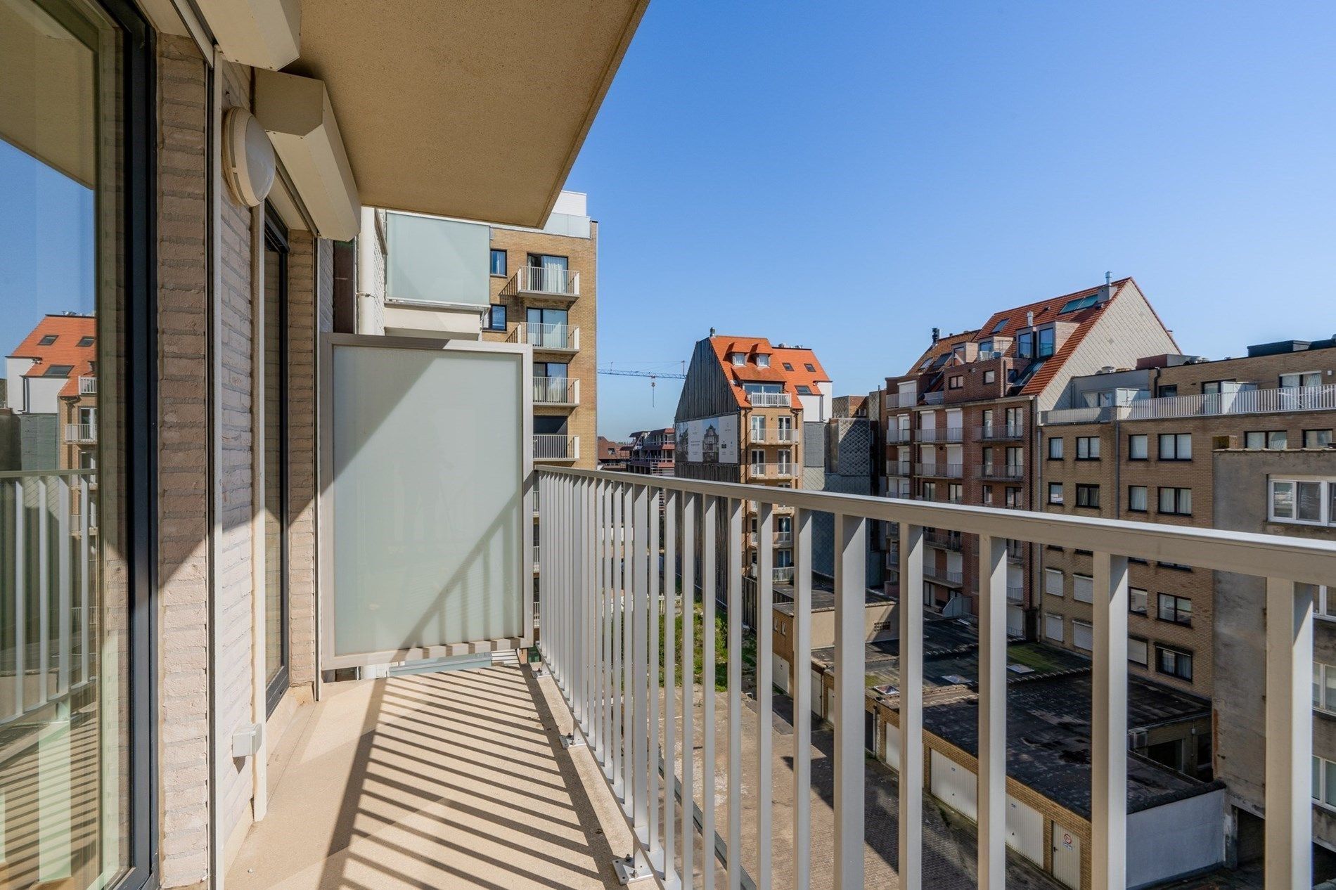  Récent (2017) appartement met 3 slaapkamers en frontaal zeezicht gelegen in hartje Zoute (mog. tot aankoop van een inpandige stpl)  foto 12