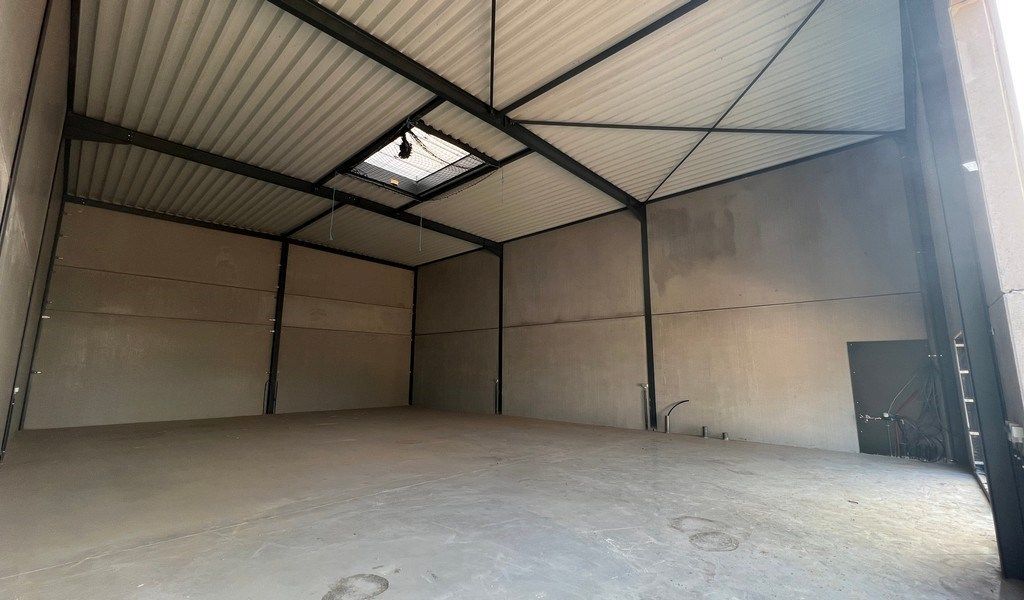 Opslagruimte te huur in bedrijvenpark Kunstdal te Eeklo foto 5