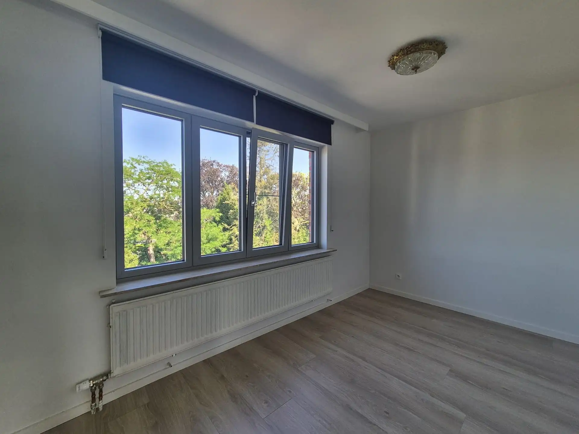 3-slaapkamer appartement met zeer groot terras huur in het centrum van Wetteren. foto 21