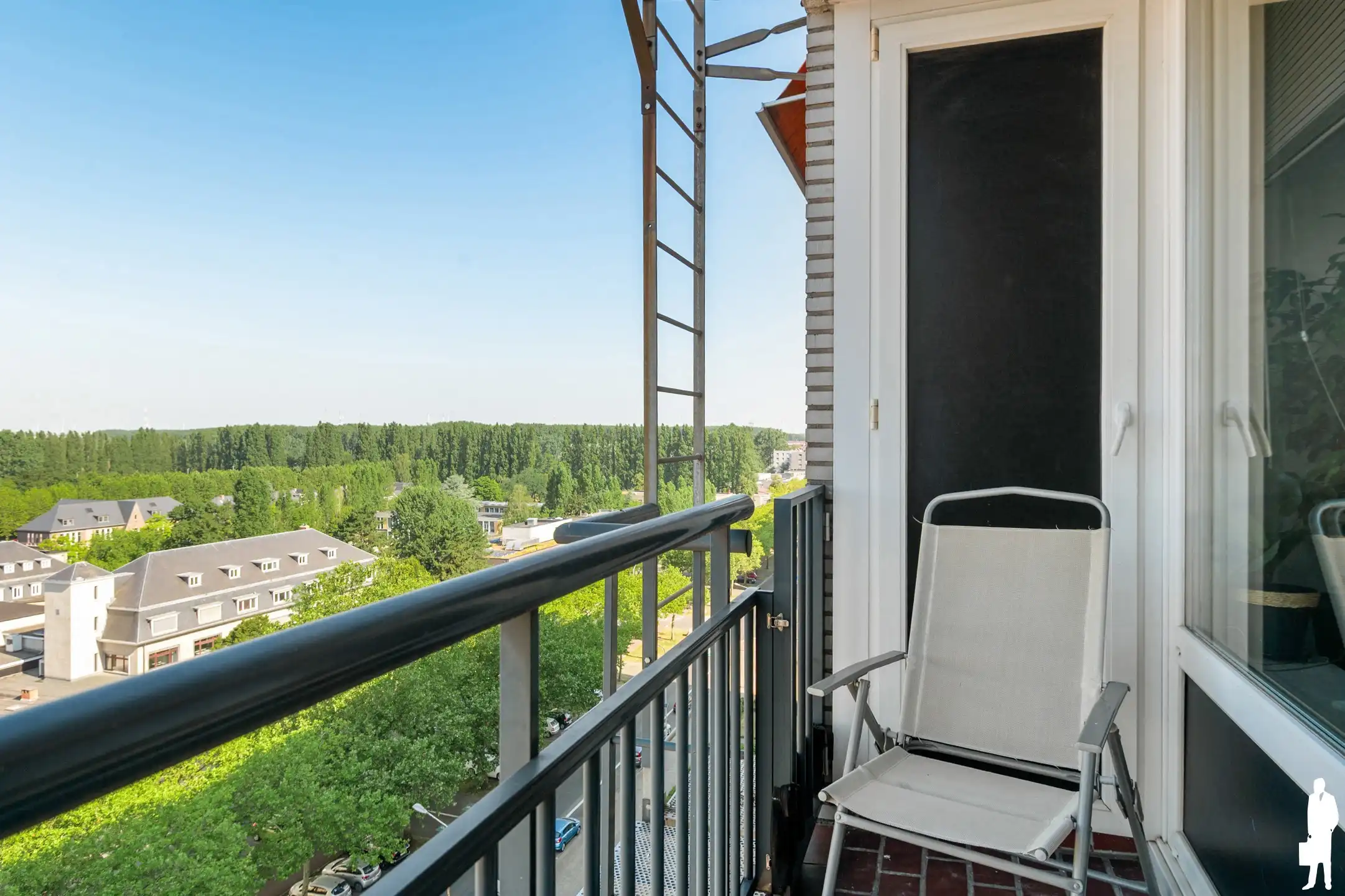Lichtrijk 3-slaapkamerappartement met panoramisch uitzicht over Antwerpen en de Schelde foto 5