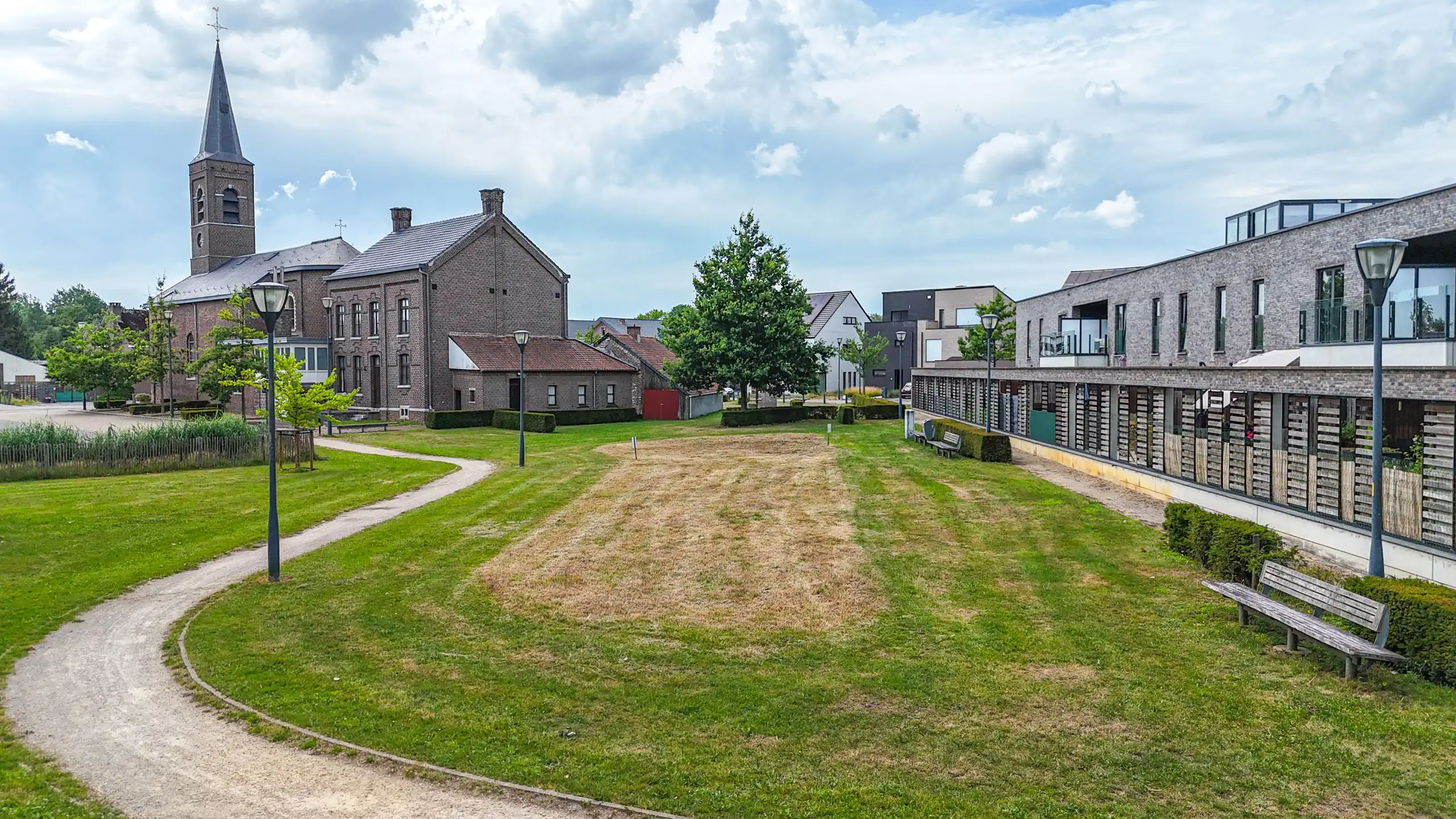 Modern gelijkvloers nieuwbouwappartement op toplocatie! foto 25