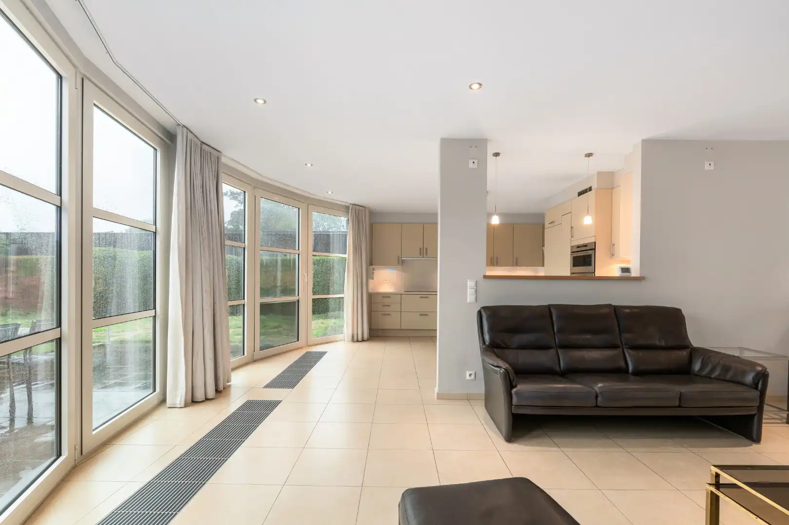 Ruime energiezuinige woning met 3 slaapkamers, op een perceel van 761 m² in Lovendegem. foto 7