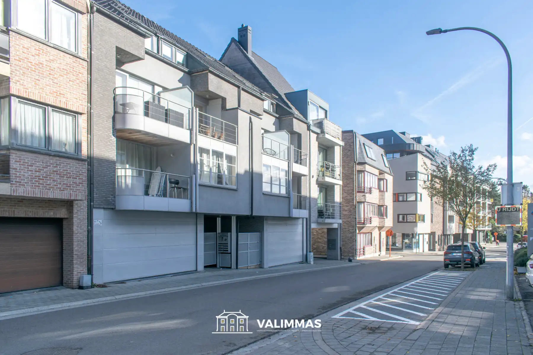 Welgelegen duplex-appartement met terras & dubbele garage... foto 3