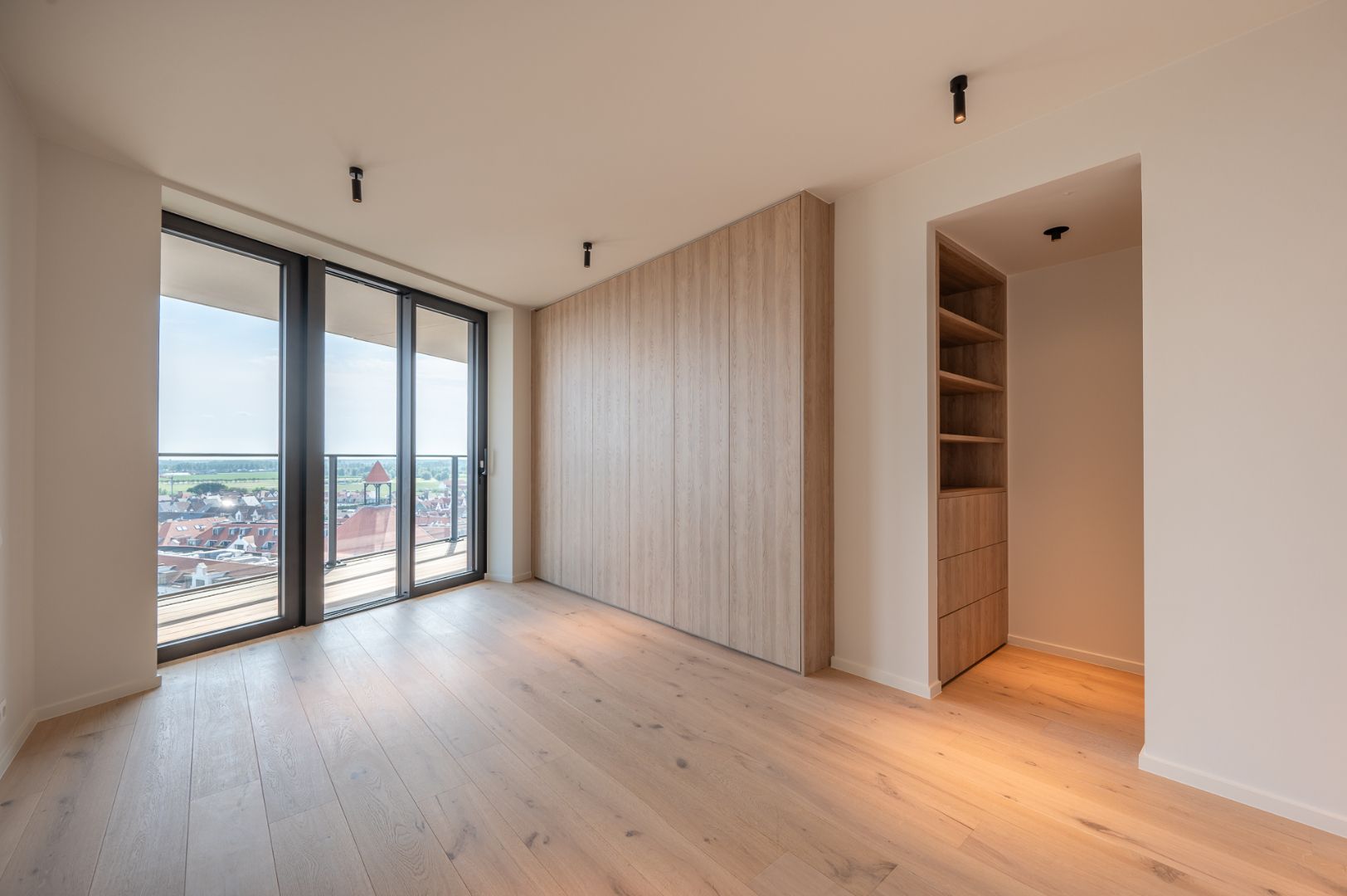 Luxueus appartement tot in detail afgewerkt met een fenomenaal zicht foto 19