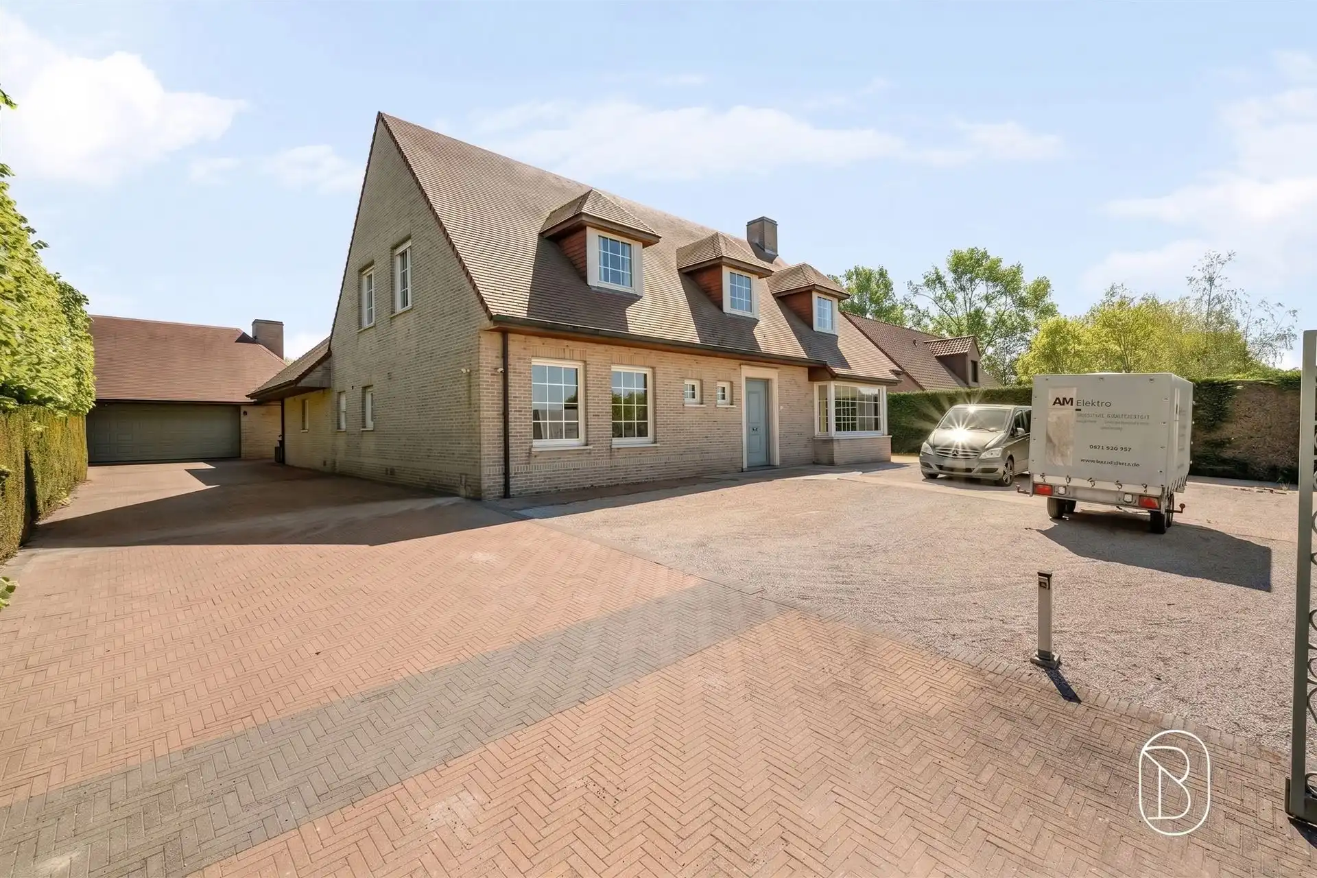 Perfect onderhouden grote villa op 3000m2. foto 26