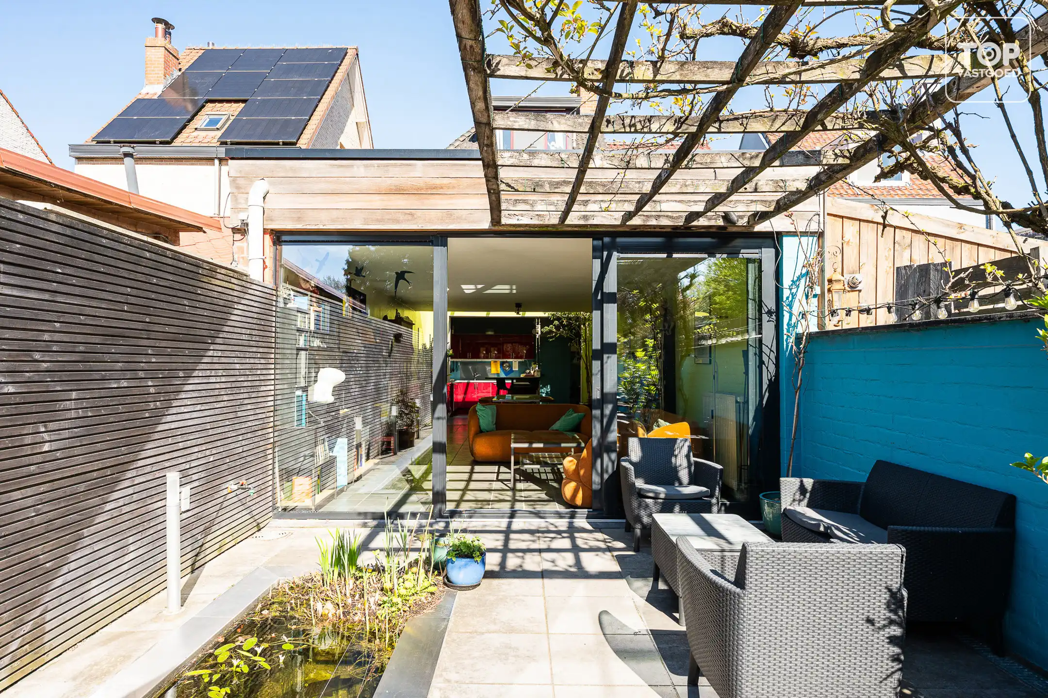 Instapklare woning met 4 slaapkamers, garage en prachtige tuin.  foto 10