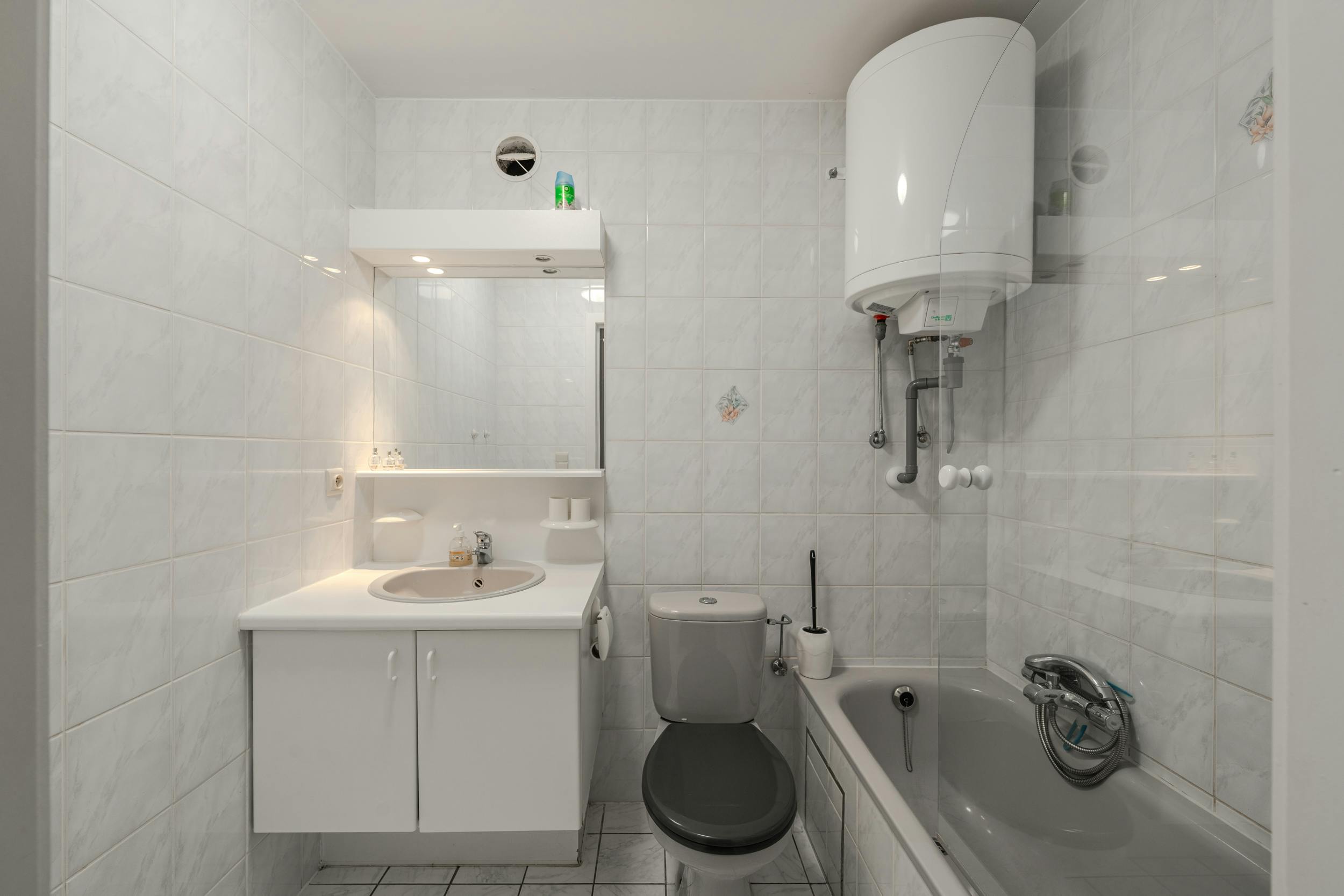 Instapklaar 1 slaapkamer appartement met zonnig terras! foto 8