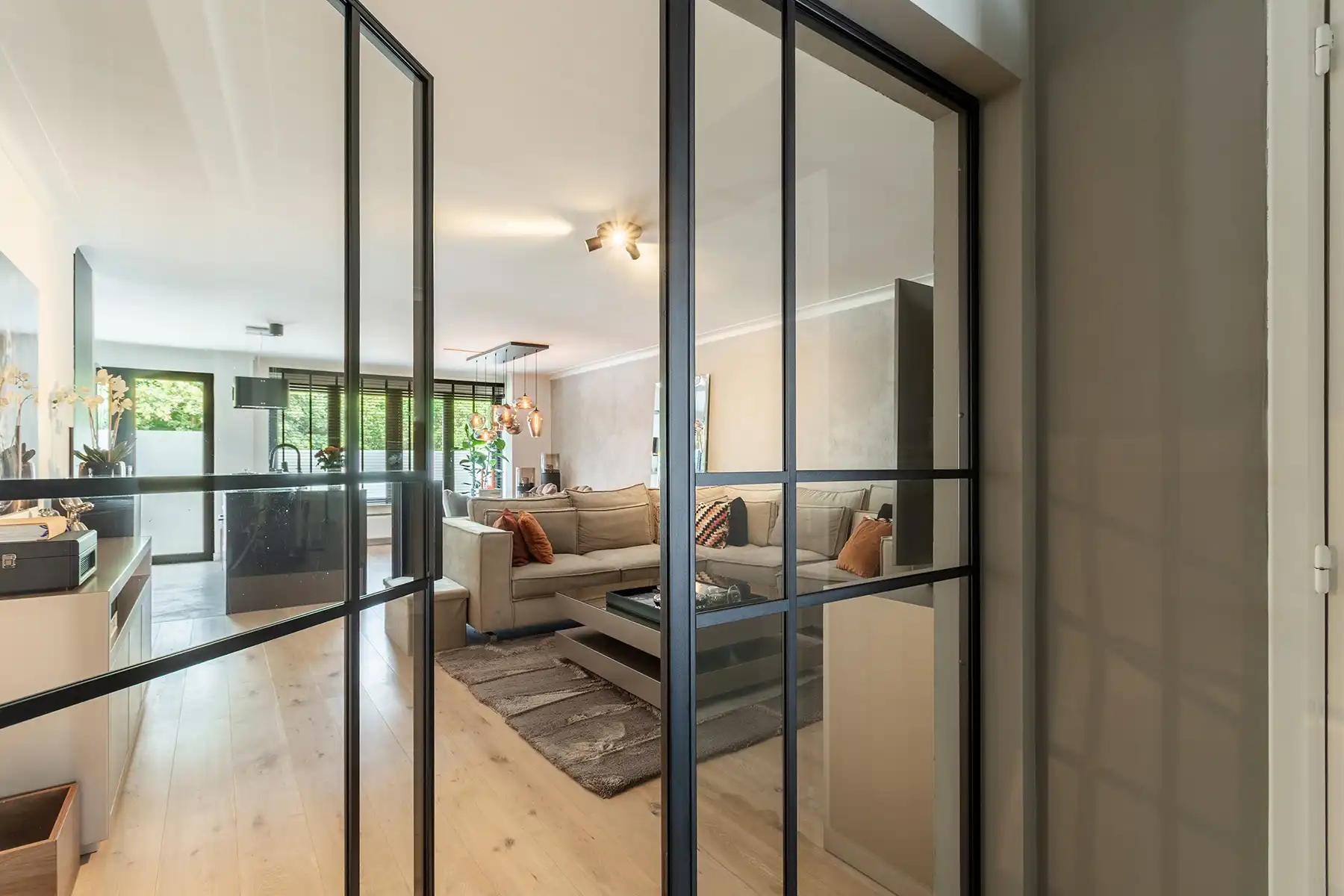 Prachtig vernieuwd app. op toplocatie + garagebox en P foto 11