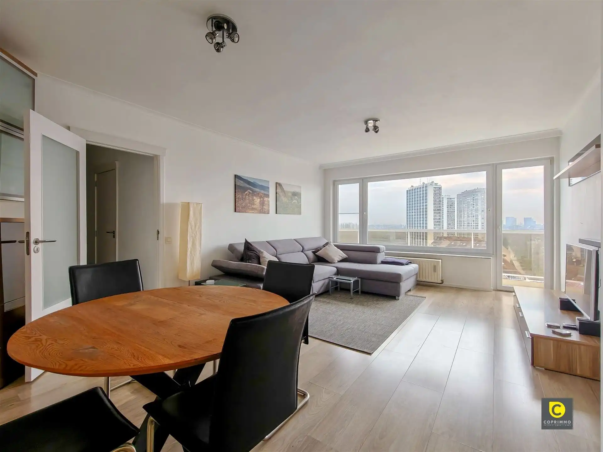 Appartement met prachtig zicht! foto 2