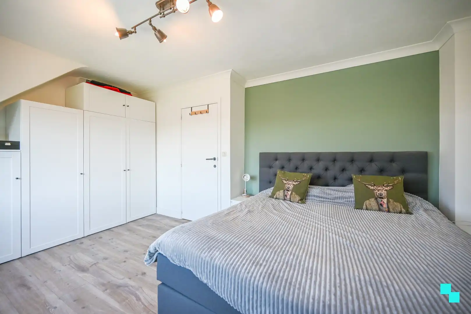 Bel-etagewoning nabij het centrum van Waregem! foto 15