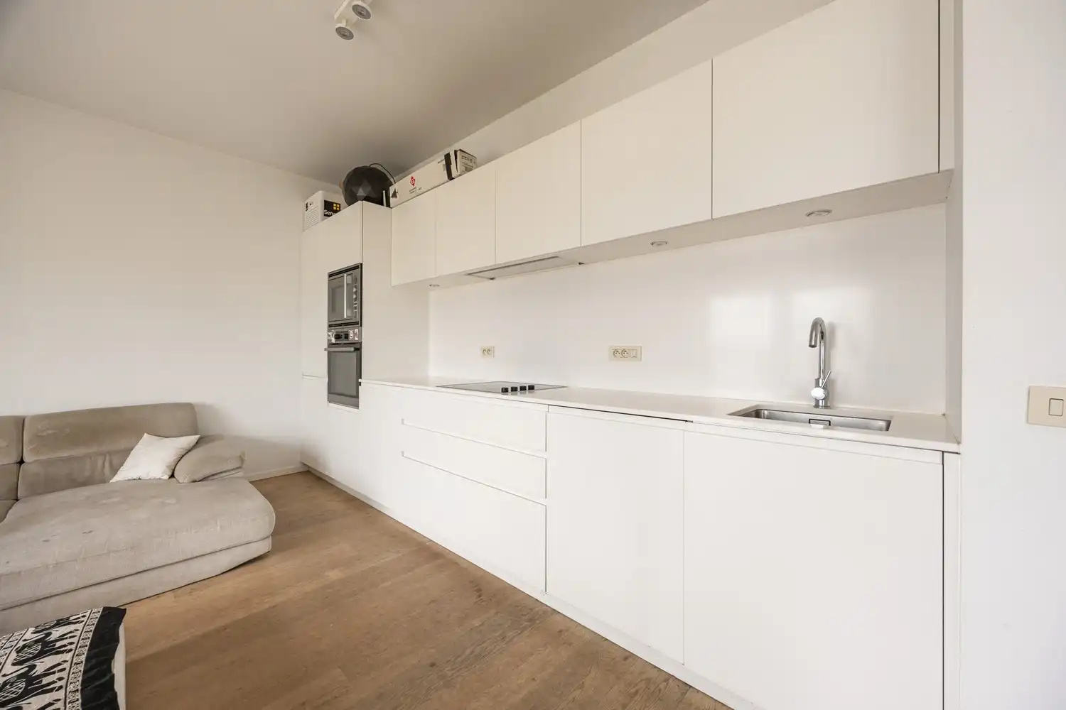 Modern 3 slpk appartement met terras en panoramisch uitzicht op het Eilandje foto 5