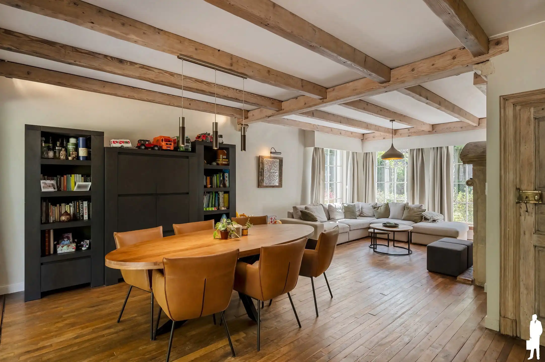 Rustig gelegen villa in het groene Mariaburg te Brasschaat! foto 4