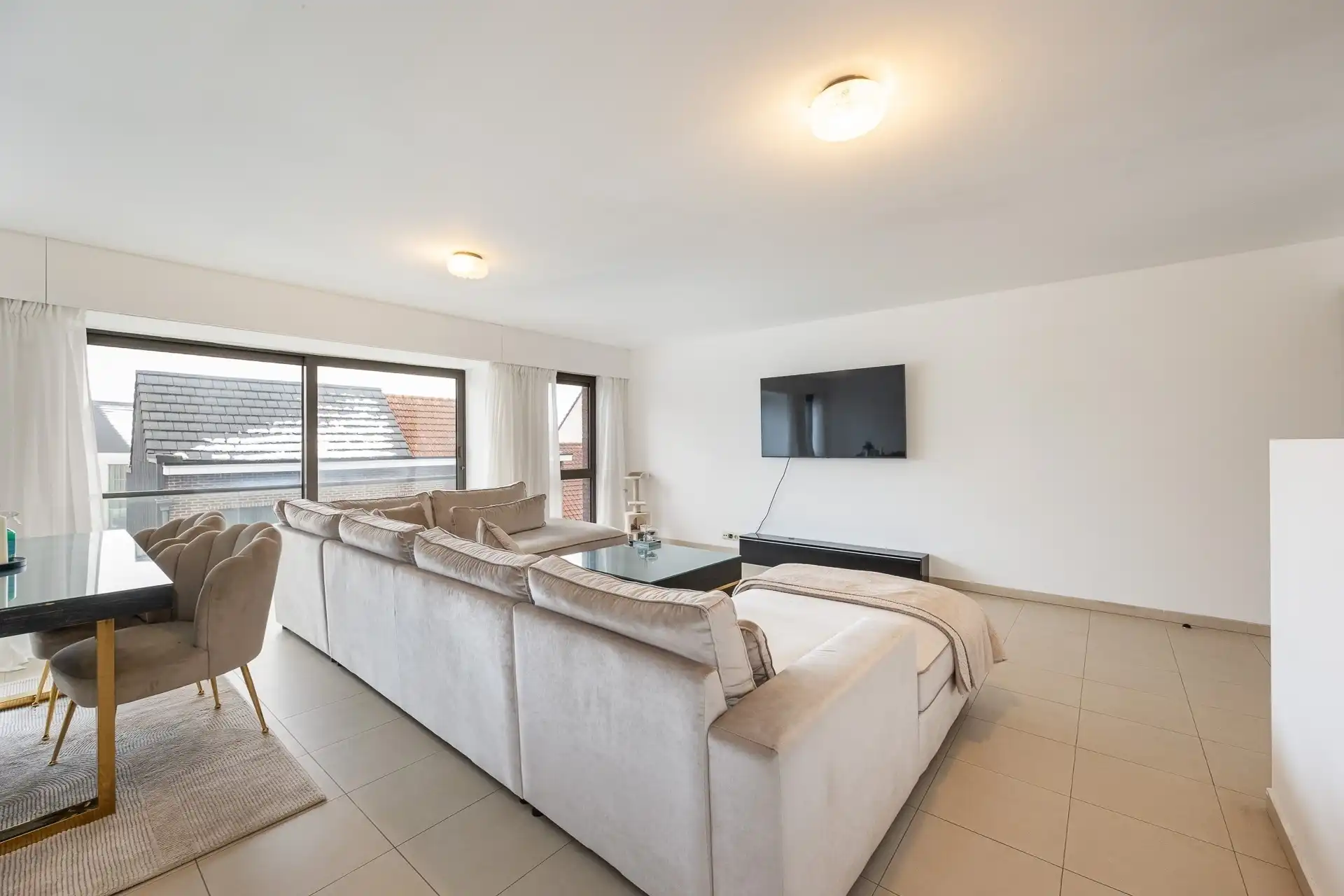 Ruim appartement (Bj 2005) met 3 mooie slaapkamers foto 11