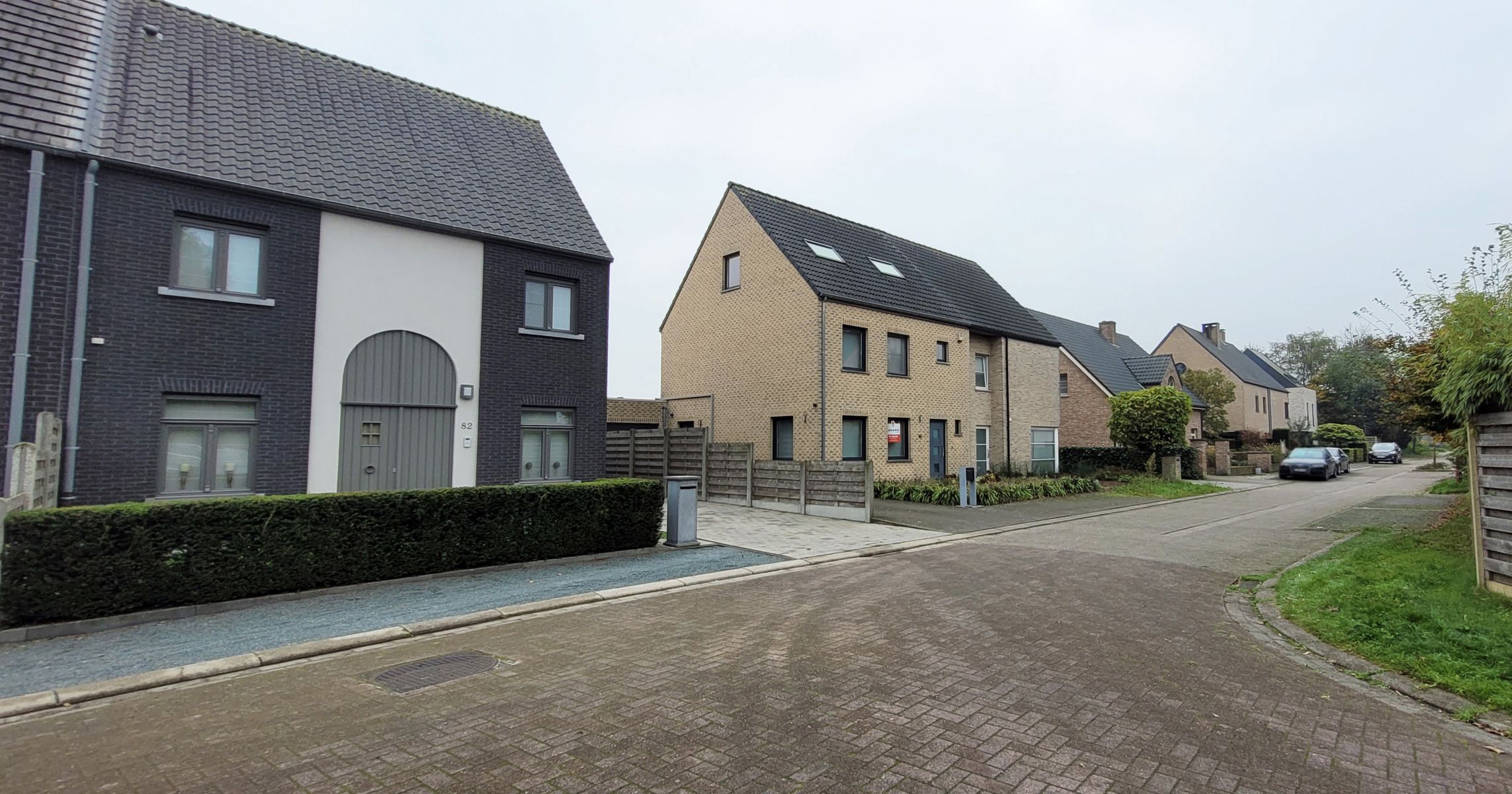 Modern energiezuinige halfopen huis met 4 slaapkamers, voor- en achtertuin in een kindvriendelijke buurt, biedt de perfecte combinatie van rust, veiligheid en kortbij het centrum foto 40