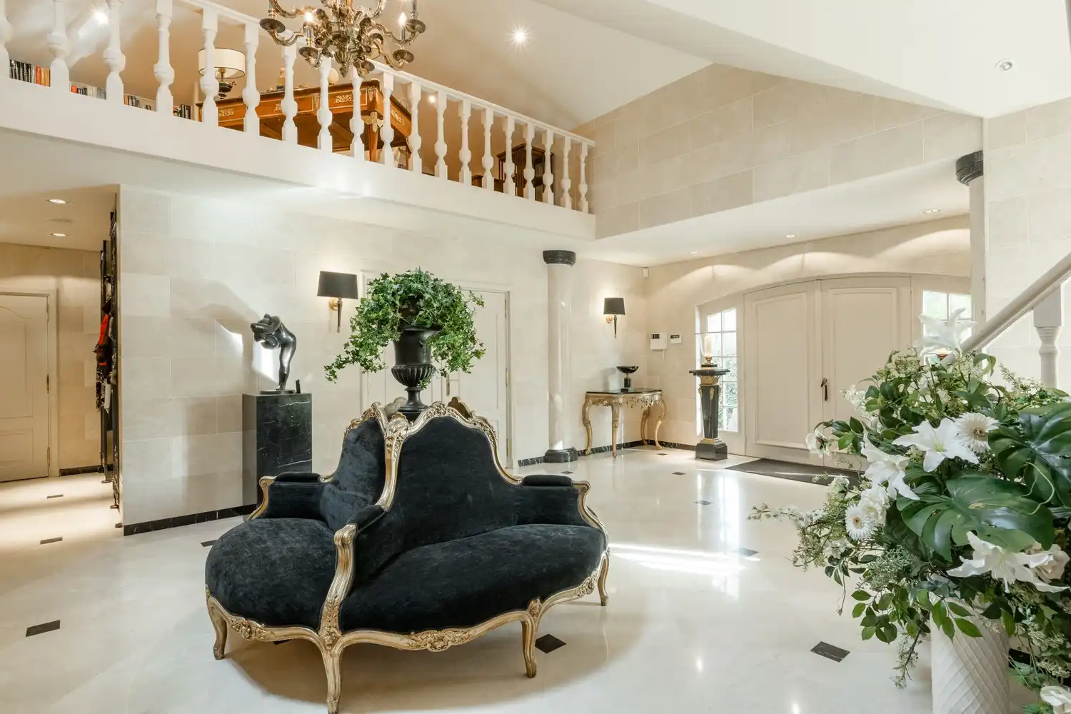 Prachtige villa op een uitzonderlijk domein van 20600m² foto 4