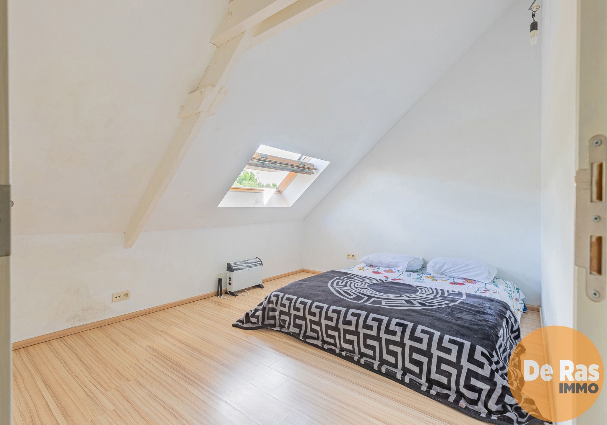 HERZELE - Duplexappartement met 2 slaapkamers en ruim terras foto 8