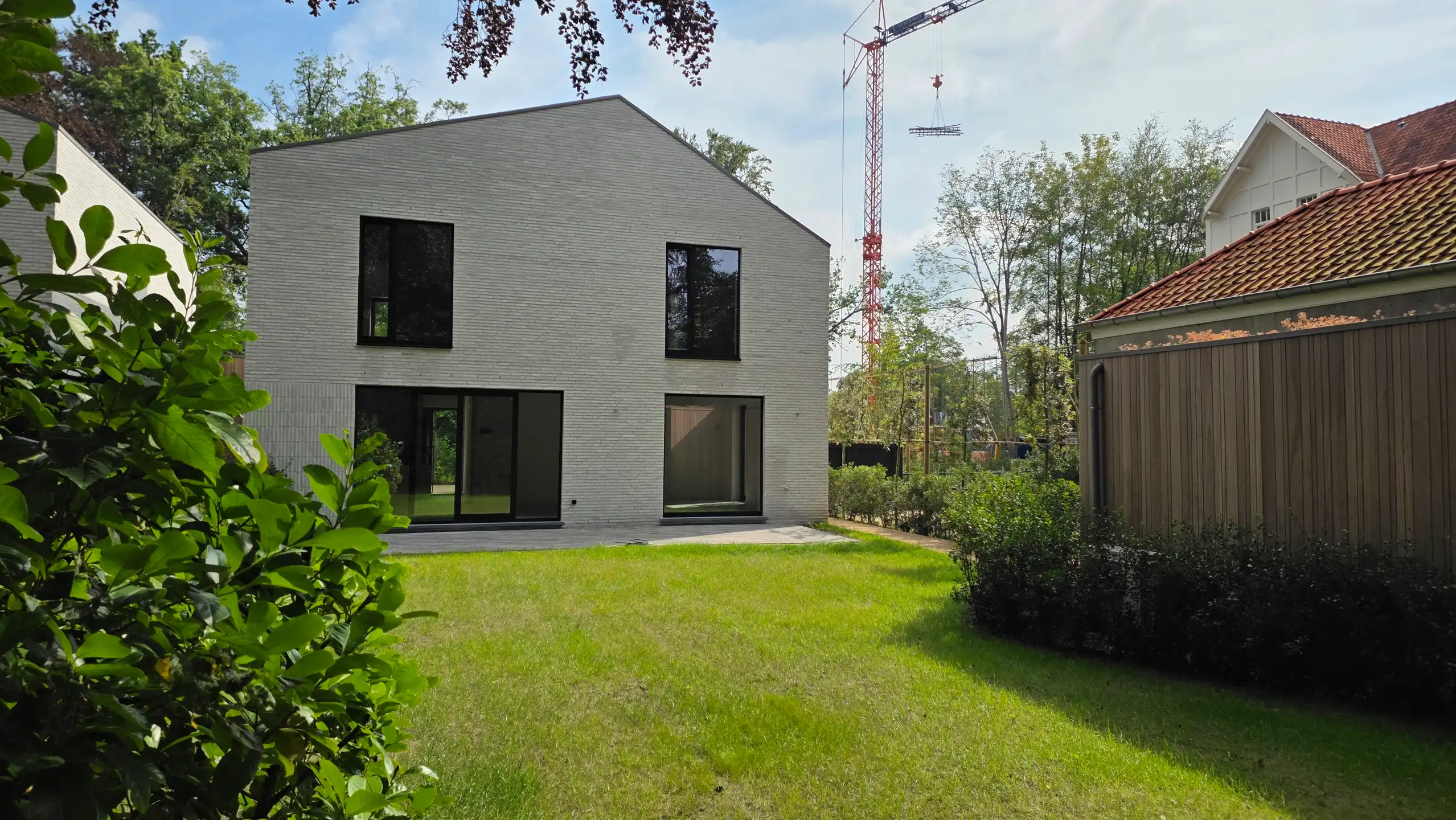 Een vrijstaande nieuwbouwwoning op ca. 538 m² grond foto 11