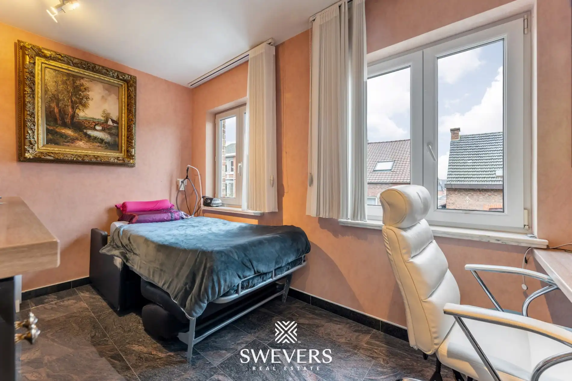 Hoogwaardig appartement met private lift en zolder in hartje Borgloon foto 10