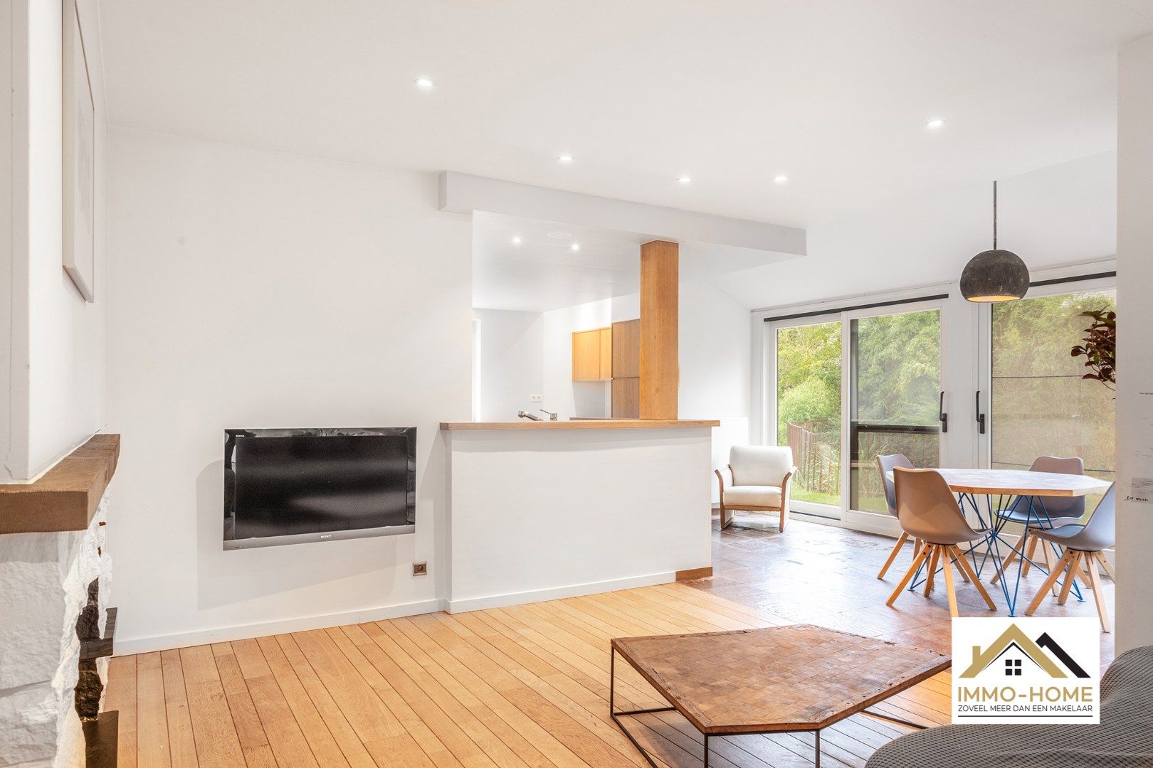 imposante woning MET extra atelier/werkplaats!! foto 9