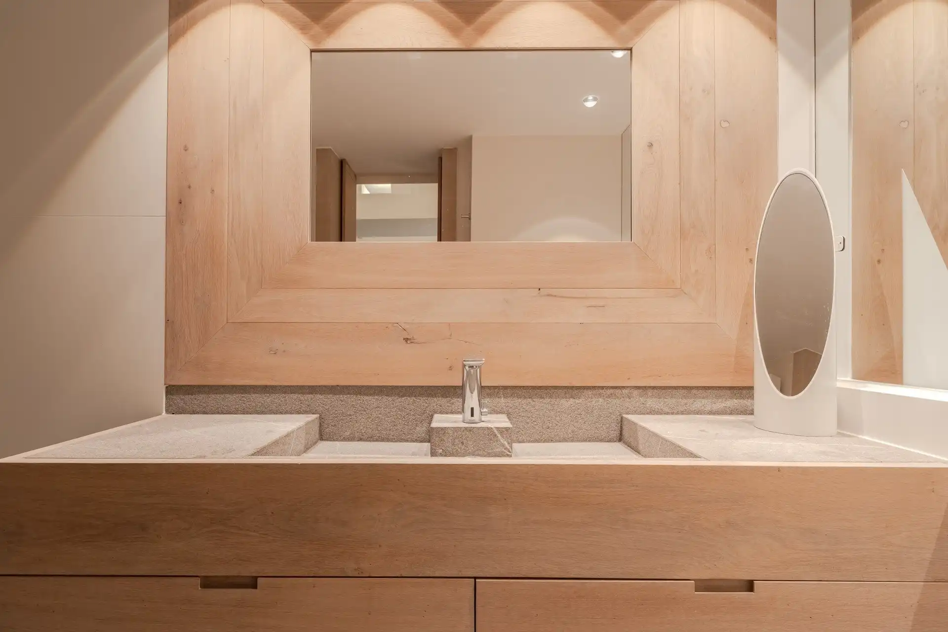 Exclusief en uitzonderlijk lichtrijk designappartement in het hart van Knokke-Zoute foto 34
