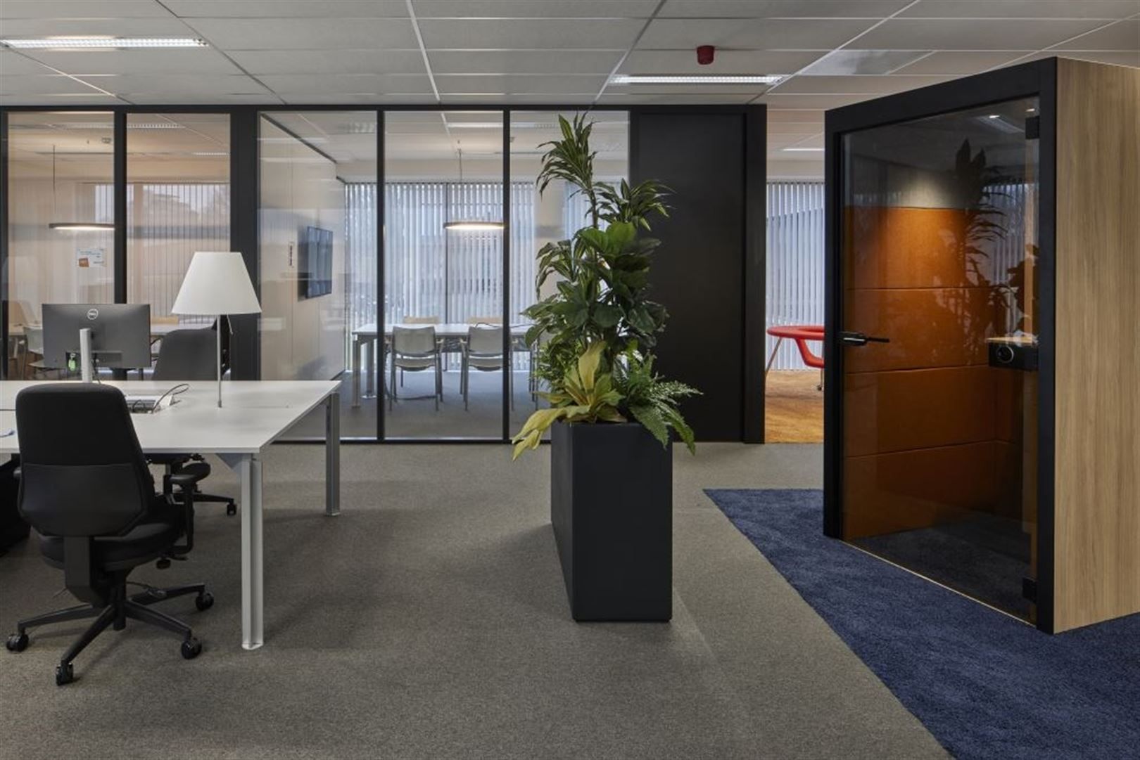 Kantoren te huur in Stephenson Plaza vanaf 446m² tot 2695m² beschikbaar foto 9