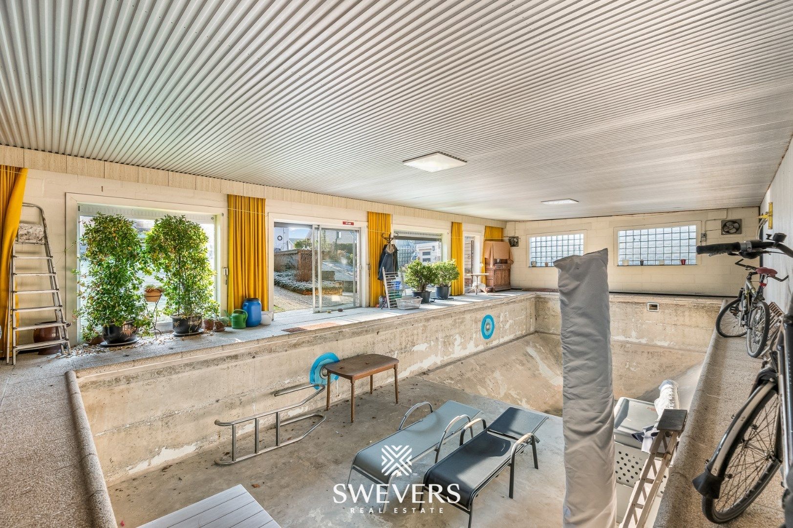 Gelijkvloerse woning met ruim magazijn op 34a 11ca foto 30