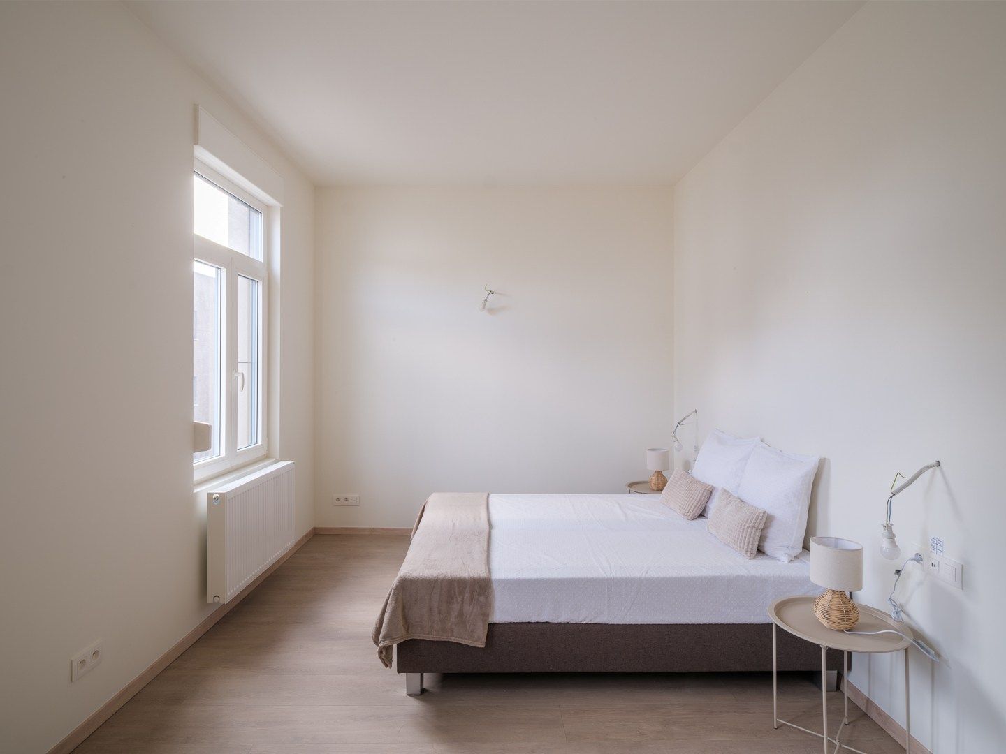 Luxueus gerenoveerde rijwoning met stijlvolle groene patio in Gentbrugge foto 11