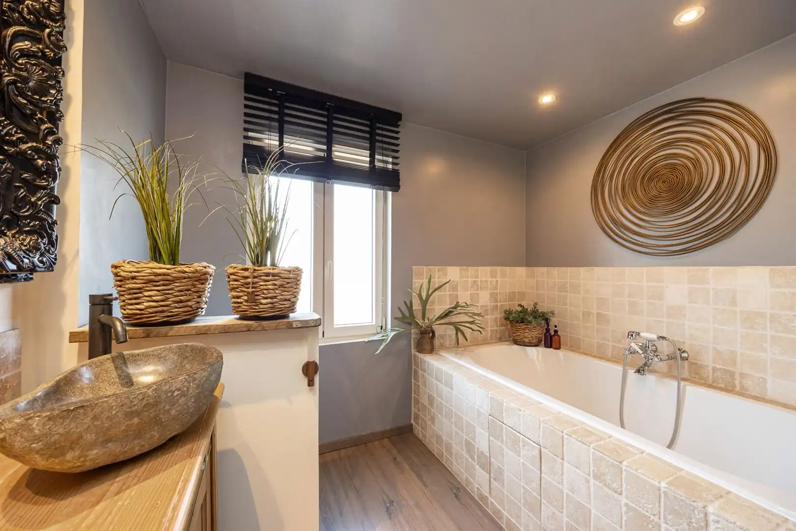 Een thuis vol sfeer met 5 slpks en een mooie tuin! foto 21