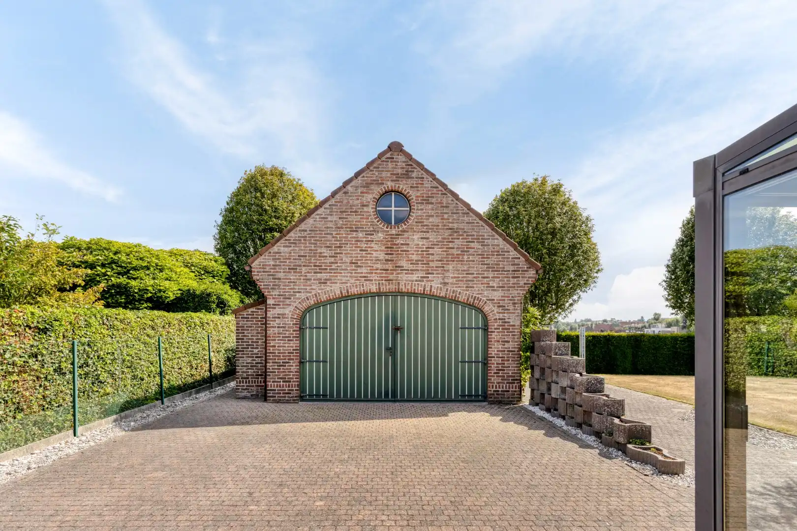 Degelijke villa in rustige buurt op 750 m²! foto 20