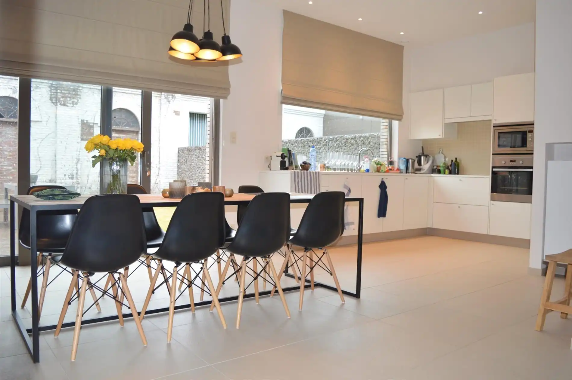 Prachtig vernieuwde woning vlakbij het centrum van Harelbeke foto 2