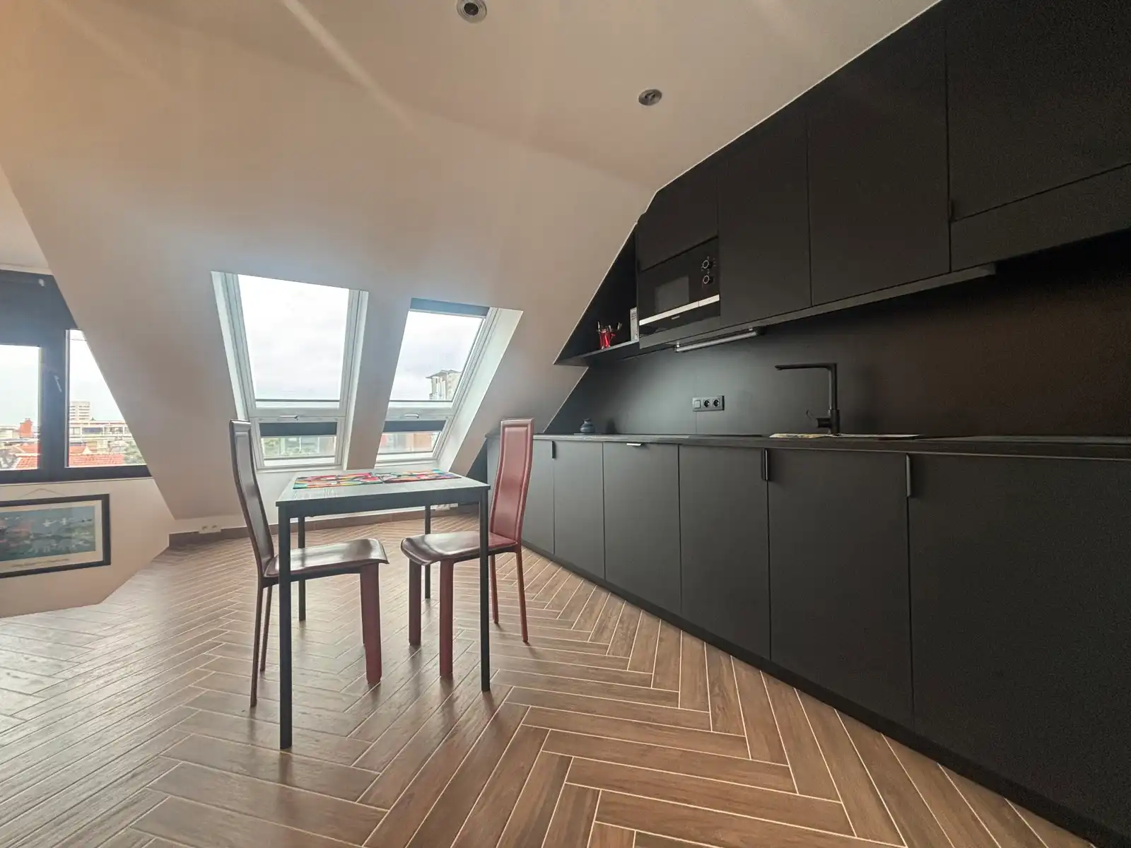 Vernieuwde studio op TOP locatie!  foto 2