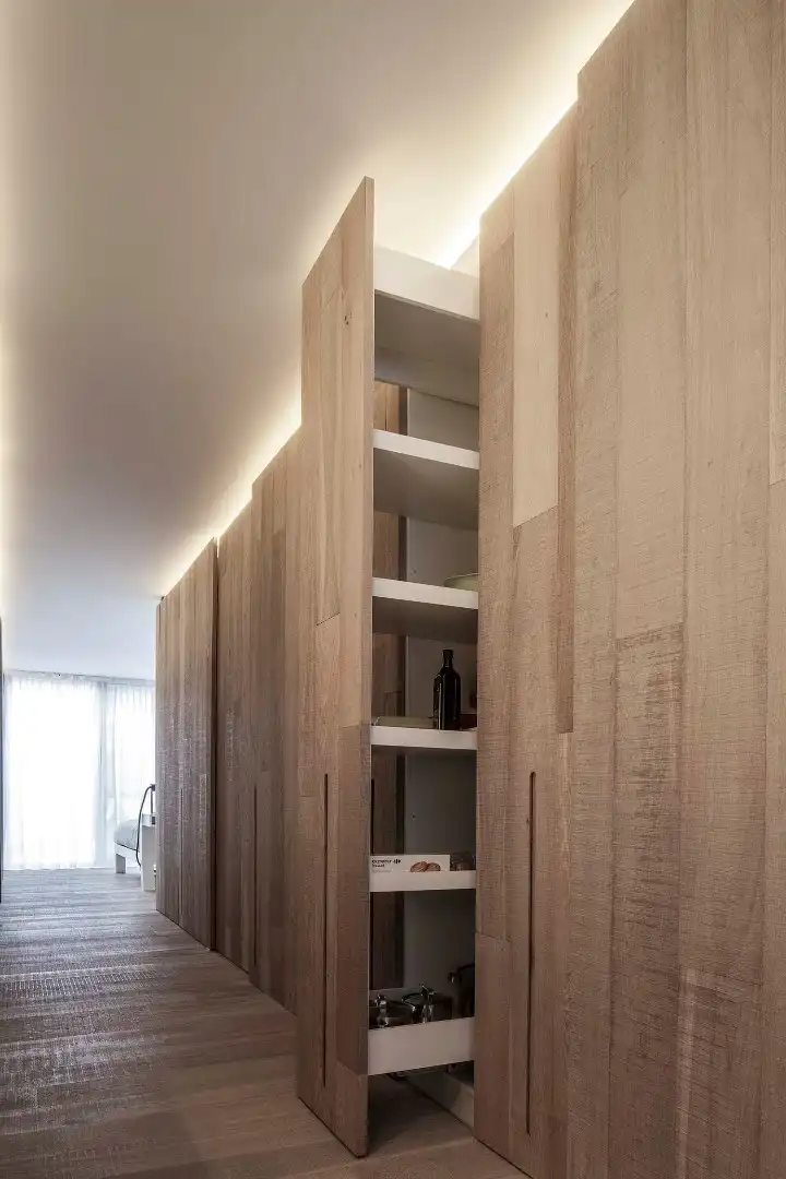 Uniek rolstoelvriendelijk en gemeubeld gelijkvloers appartement met terras dankzij hoogstaande architectuur  foto 5