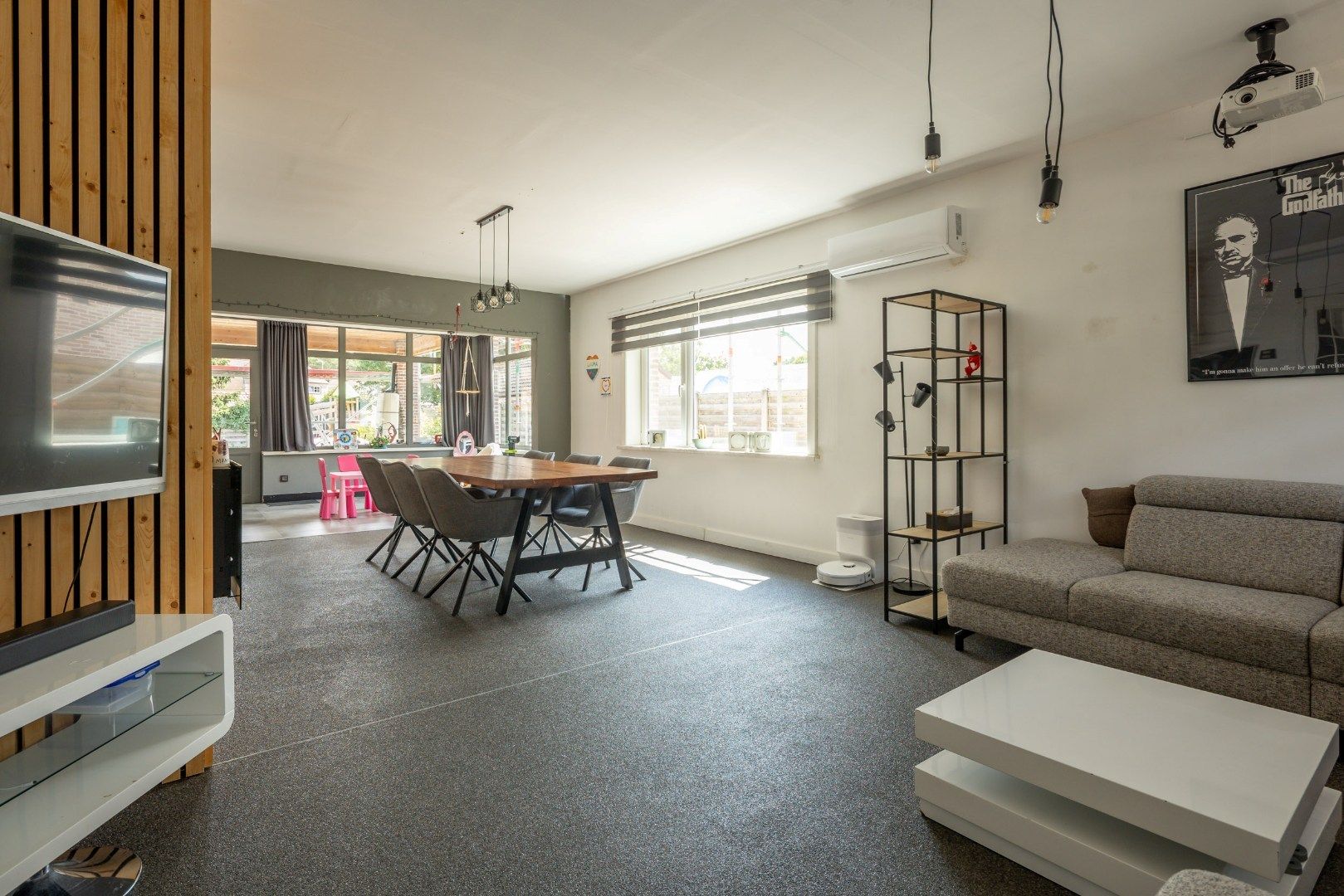 Vrijstaande en instapklare woning te koop in Pelt! foto 5