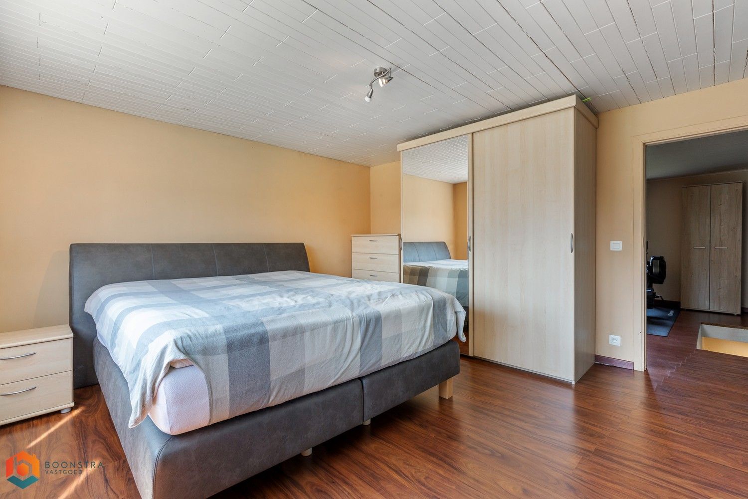 Te renoveren woning met 2 slpkrs te Heist-op-den-Berg foto 10