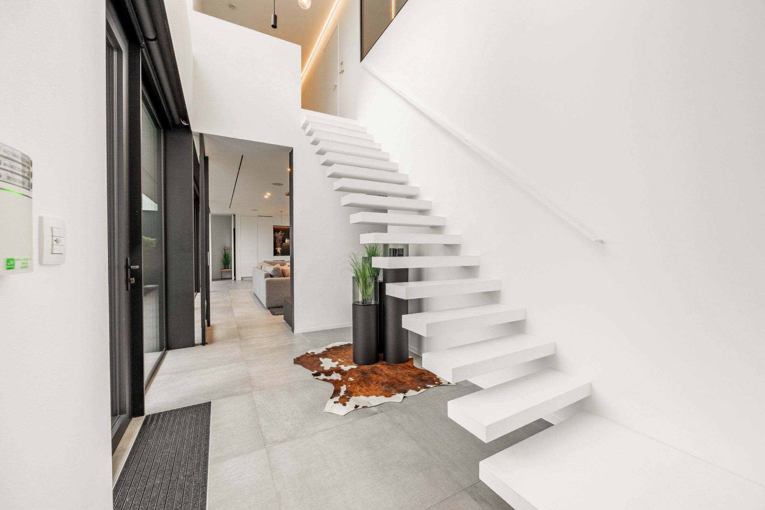 ARCHITECTURALE NIEUWBOUWVILLA OP RUIM LANDELIJK DOMEIN foto 4