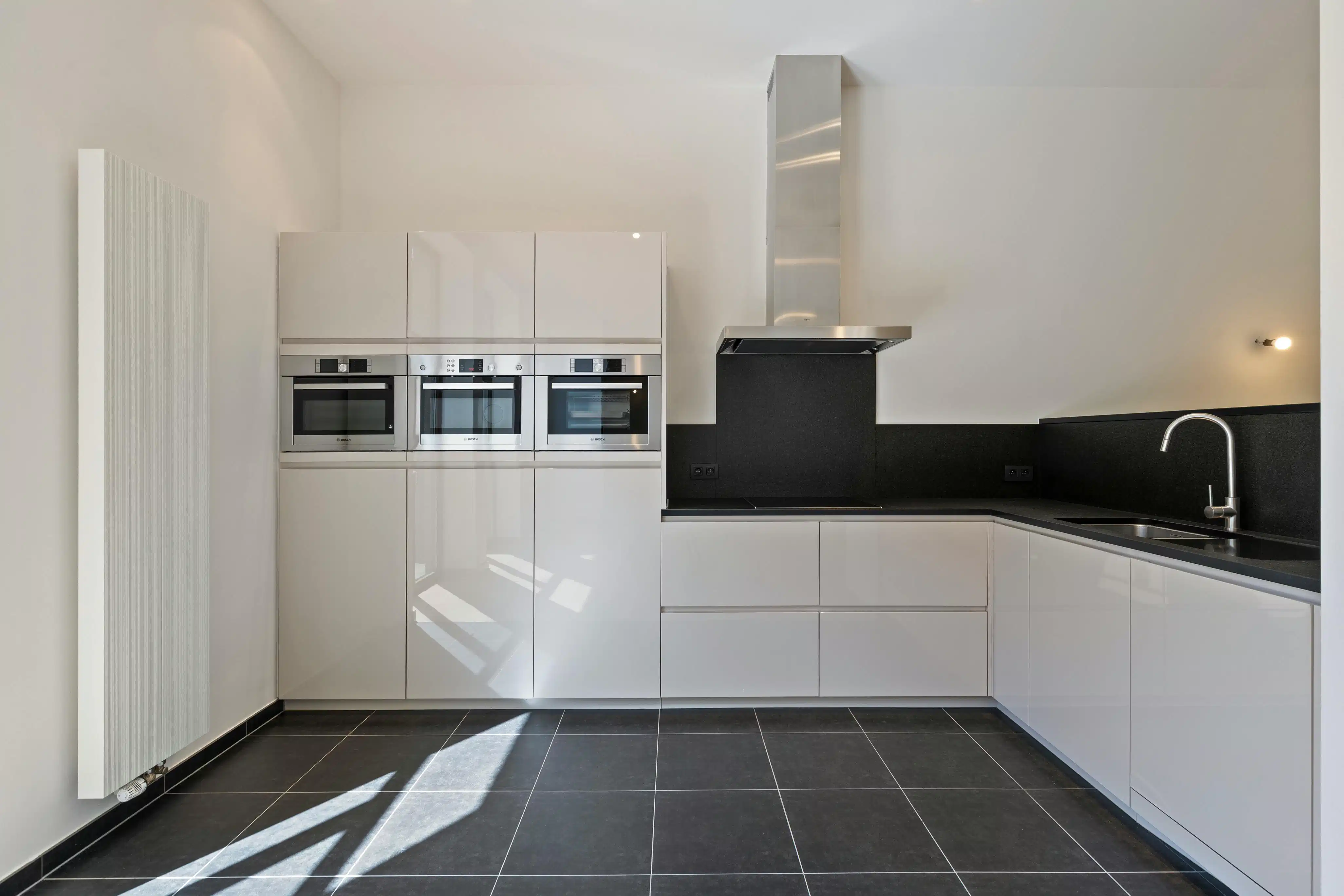 Prachtig 1 slaapkamer appartement met terras in hartje Brugge foto 7