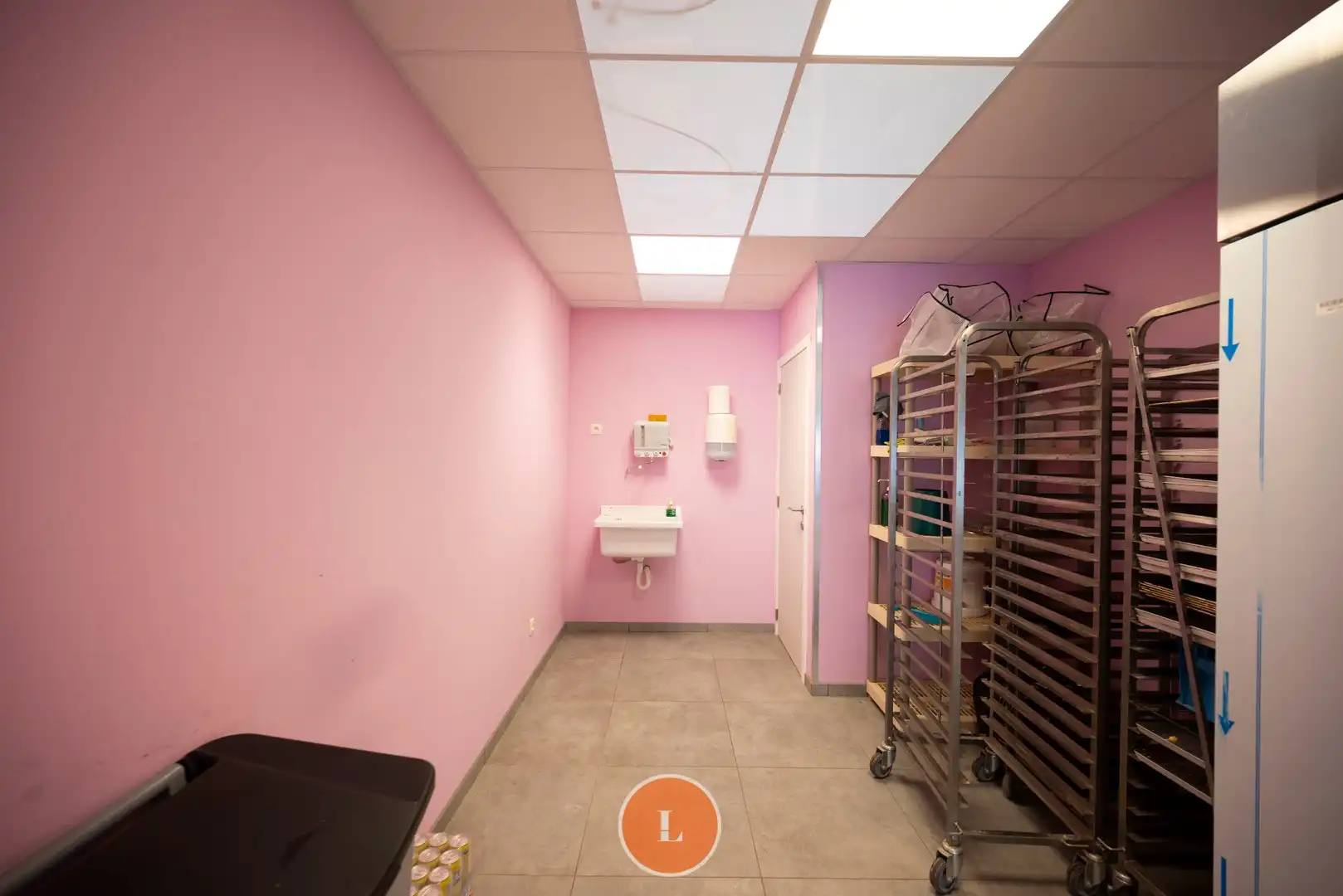 handelspand met appartement foto 8