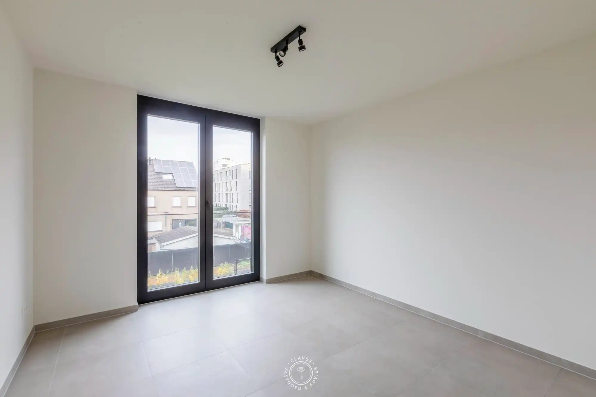 Stijlvol nieuwbouwappartement met 2 slaapkamers foto 10