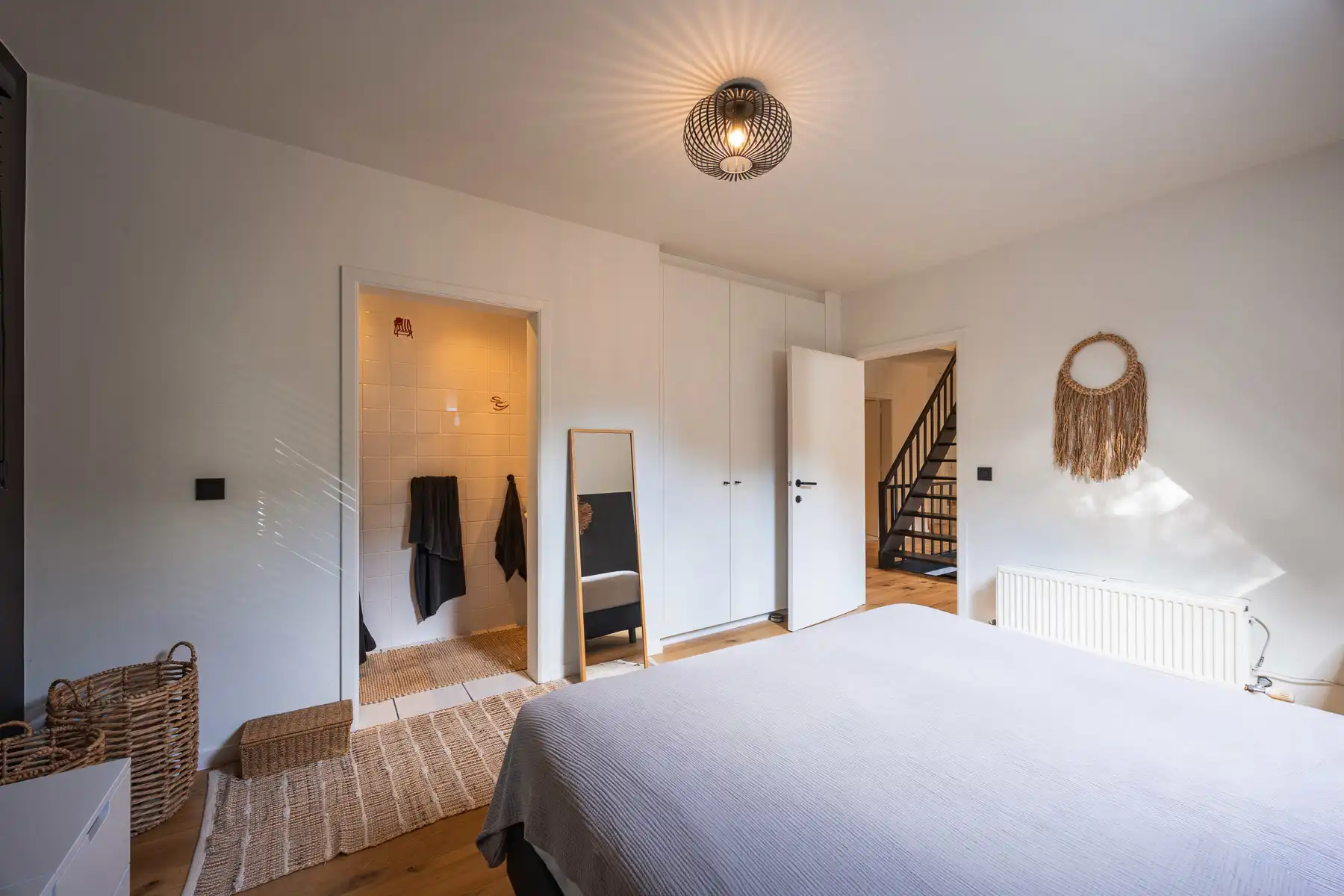 Royale villa met zwemvijver en polyvalent bijgebouw foto 15
