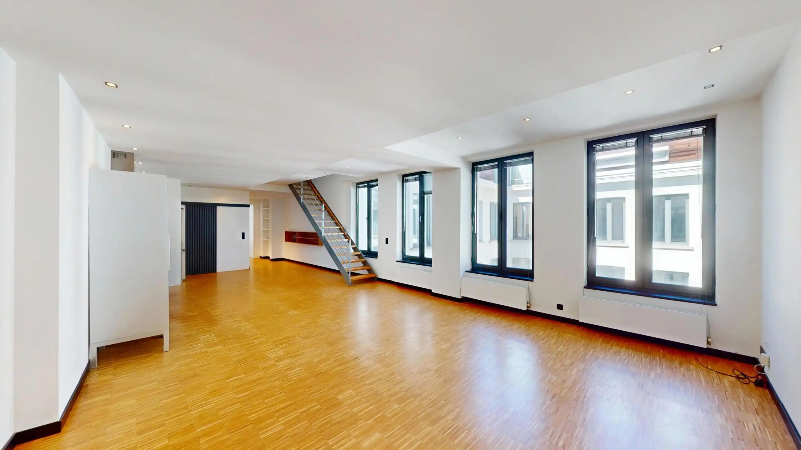 ANTWERPEN – Duplex appartement met zonnig terras foto 3