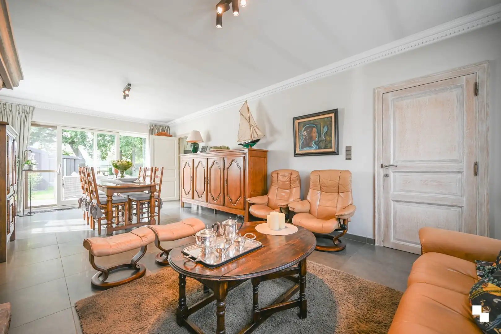 Charmante, goed onderhouden woning met werkplaats foto 6