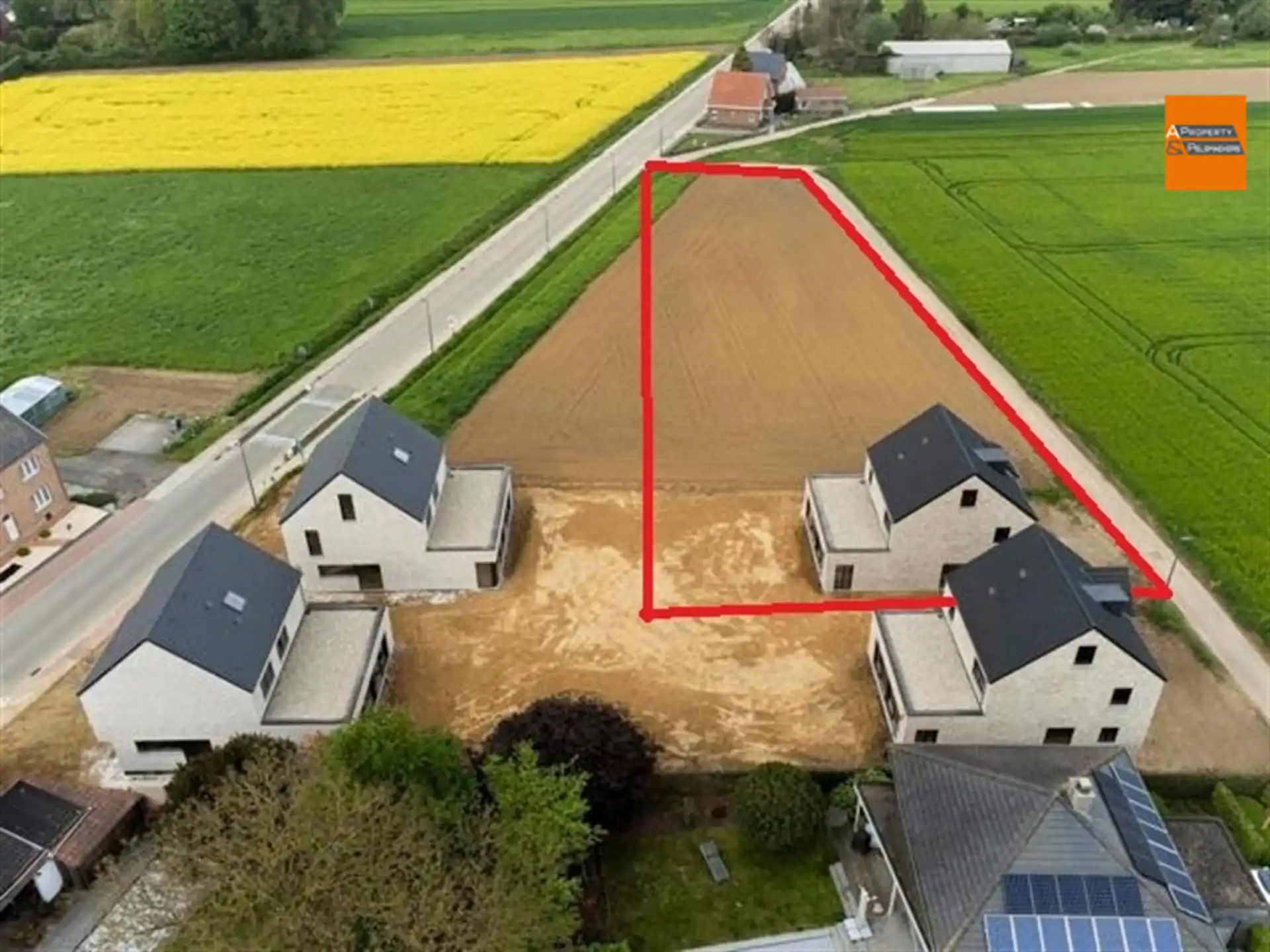 Nieuwbouwwoning met 4 slaapkamers foto 5